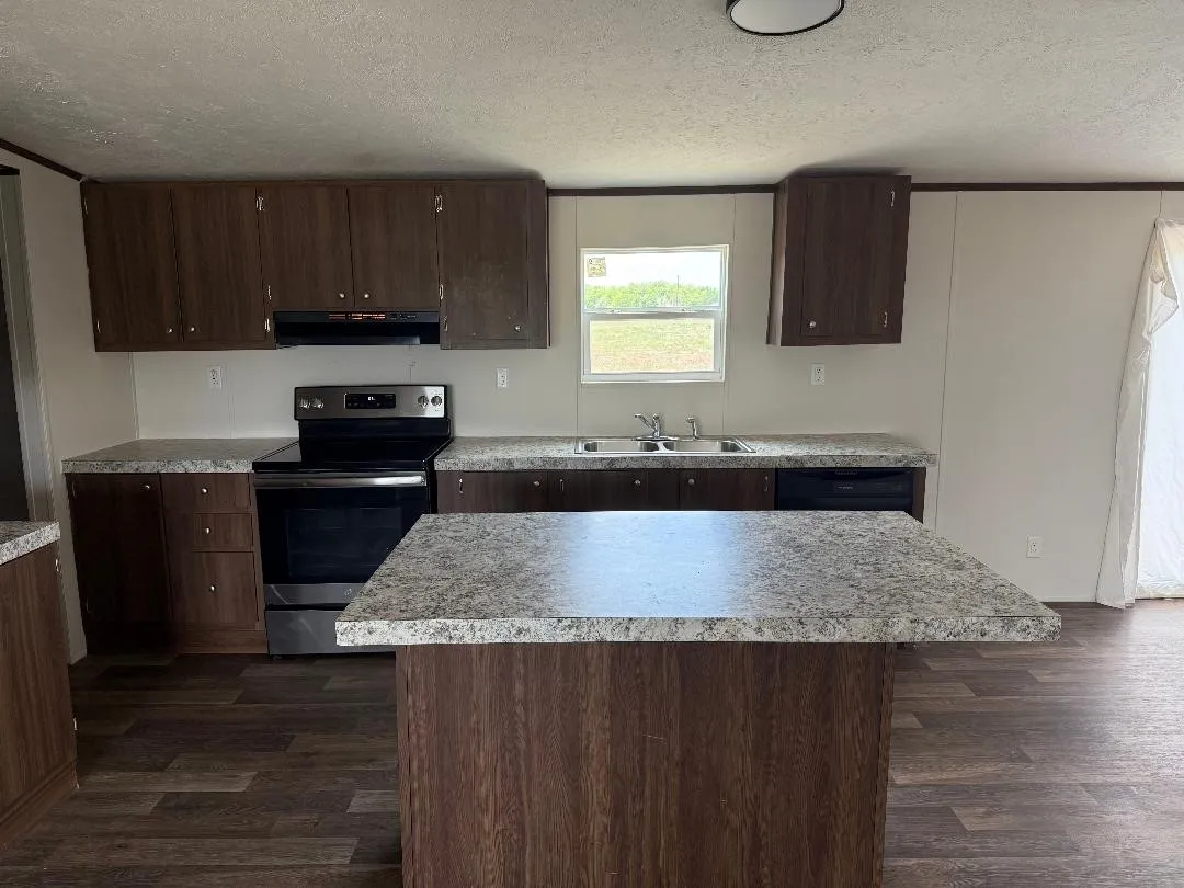 Mobile Home For Sale in Kaufman County , 1630 Lytton Lane, Kaufman, Texas 75142, 3 Bedroom, 2 Bathroom, Garage spaces, 1,568 Sqft, built in 2021, mls#21320778, Real Estate Agent in Kaufman, Homes For Sale in Kaufman county, Homes For Sale in Kaufman, Realtor in Kaufman Texas, Real Estate Brokerage Independent Realty Texas, Luminita Cordes Realtor