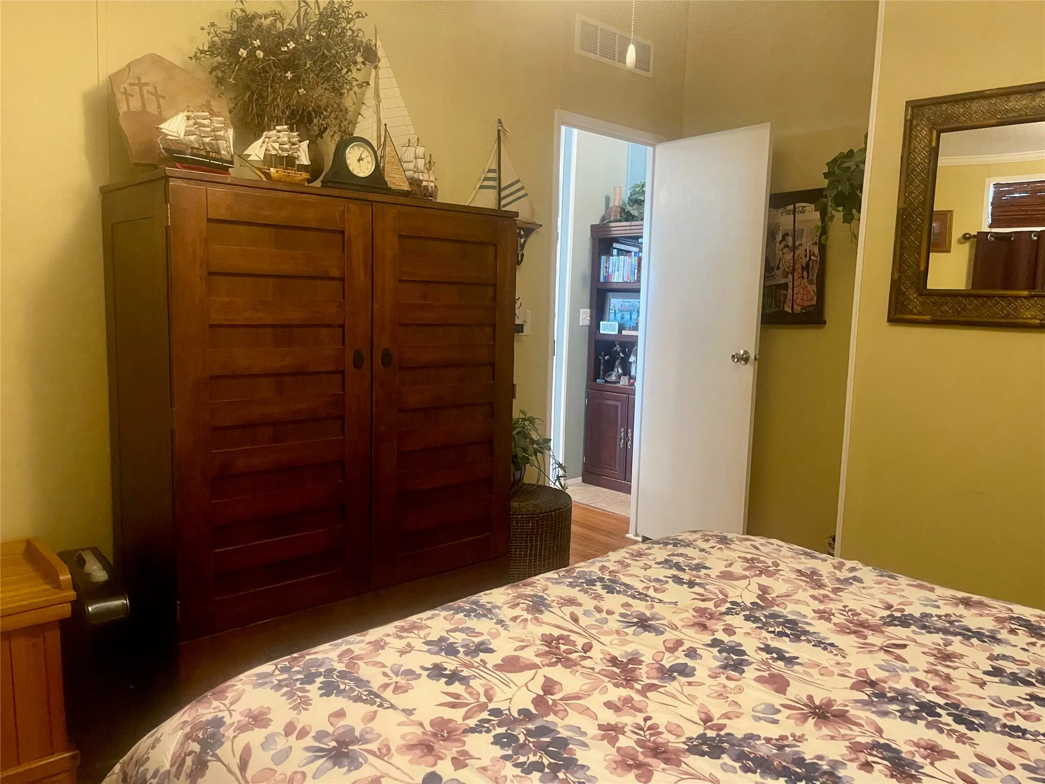 Manufactured Home For Sale in Palo Pinto County , 2334 Sanbar Road 49, Possum Kingdom Lake, Texas 76449, 3 Bedroom, 2 Bathroom, Garage spaces, 1,232 Sqft, built in 2004, mls#21319217, Real Estate Agent in Possum Kingdom Lake, Homes For Sale in Palo Pinto county, Homes For Sale in Possum Kingdom Lake, Realtor in Possum Kingdom Lake Texas, Real Estate Brokerage Independent Realty Texas, Luminita Cordes Realtor