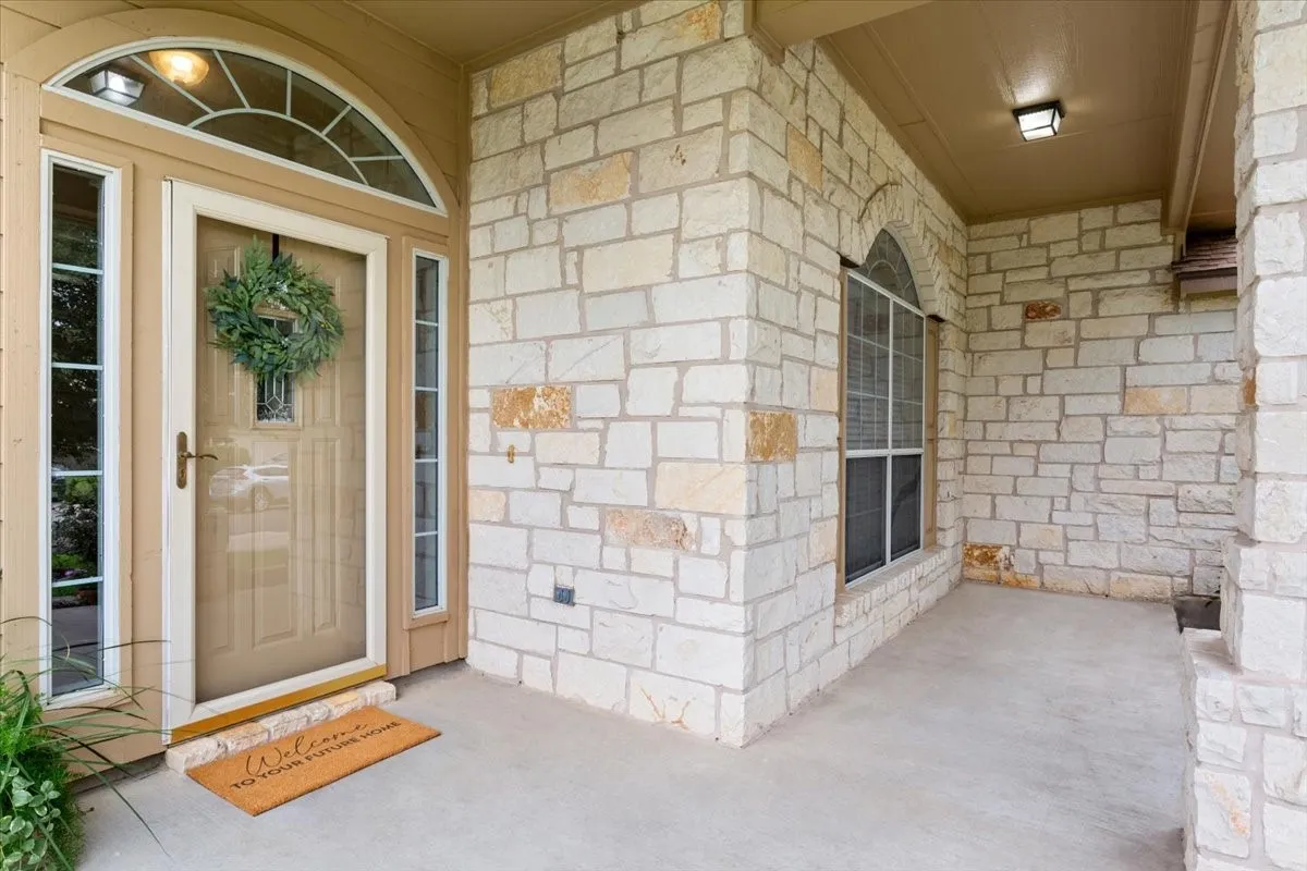 Single Family Residence For Sale in Mc Lennan County , 6537 Mundo Drive, Waco, Texas 76712, 4 Bedroom, 2 Bathroom, 2 Garage spaces, 2,038 Sqft, built in 2008, mls#21321357, Real Estate Agent in Waco, Homes For Sale in Mc Lennan county, Homes For Sale in Waco, Realtor in Waco Texas, Real Estate Brokerage Independent Realty Texas, Luminita Cordes Realtor