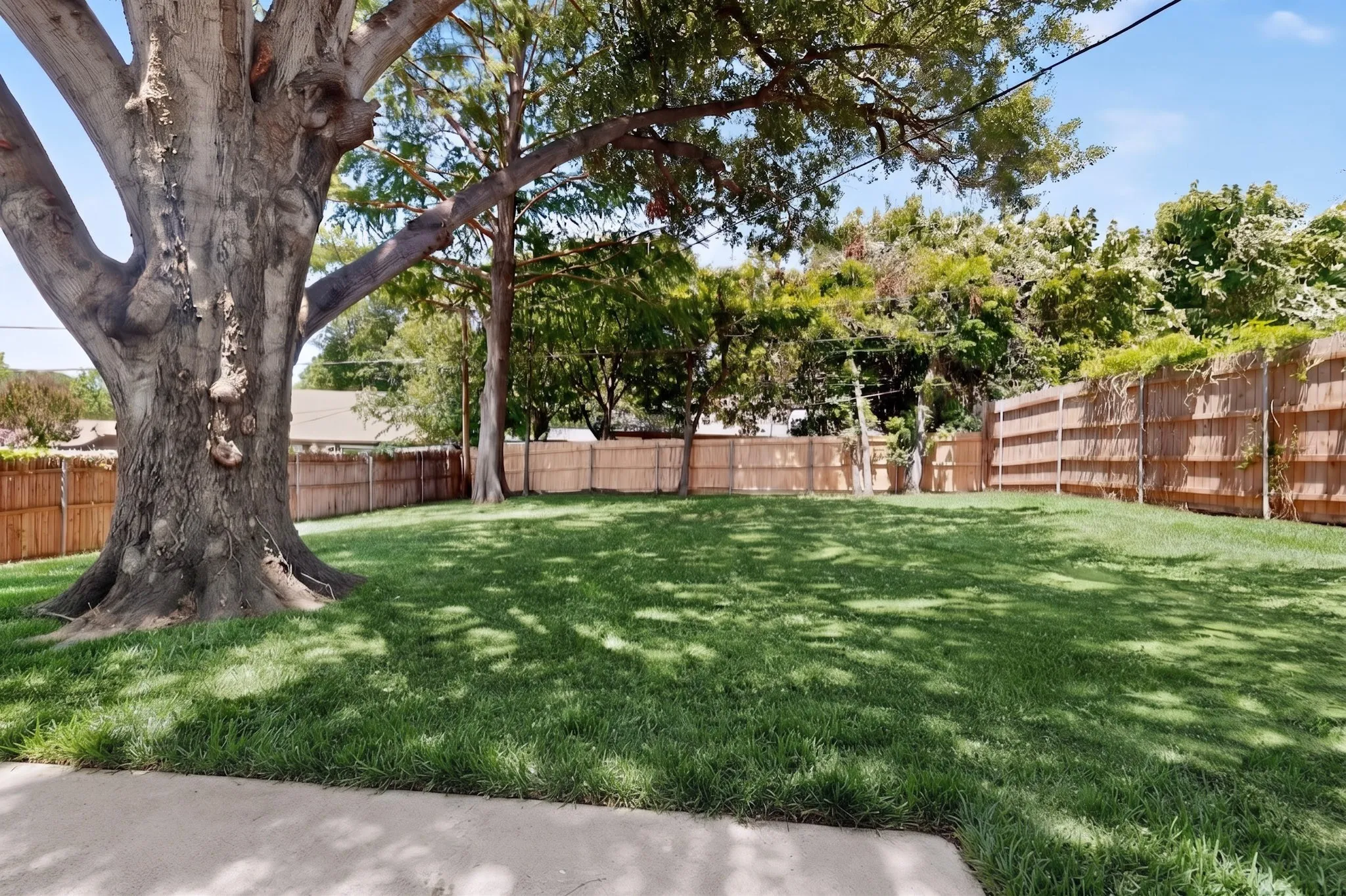 Single Family Residence For Sale in Tarrant County , 3804 Wrexgate Court, Arlington, Texas 76016, 3 Bedroom, 2 Bathroom, 2 Garage spaces, 1,713 Sqft, built in 1980, mls#21321303, Real Estate Agent in Arlington, Homes For Sale in Tarrant county, Homes For Sale in Arlington, Realtor in Arlington Texas, Real Estate Brokerage Independent Realty Texas, Luminita Cordes Realtor