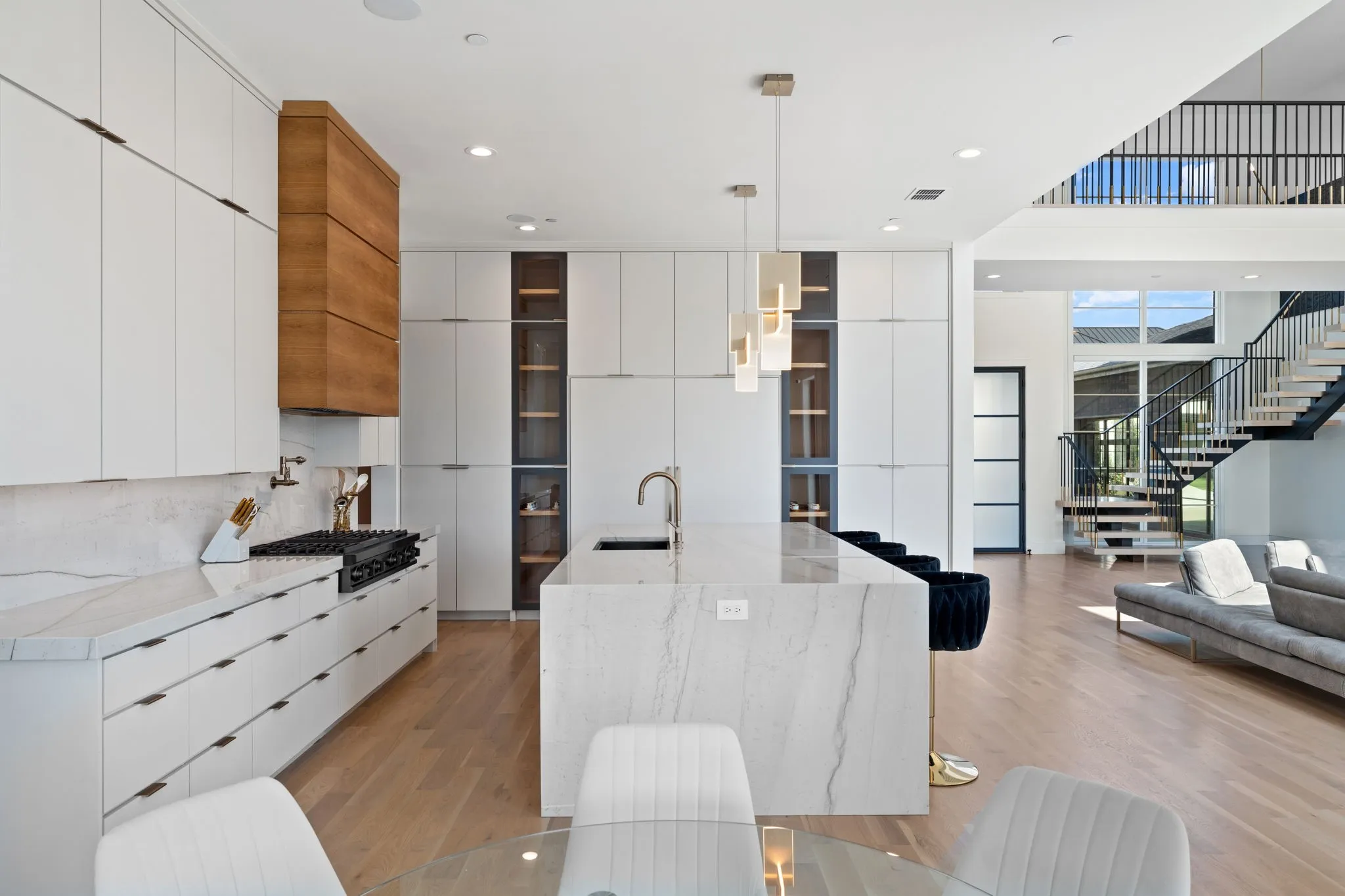 Single Family Residence For Sale in Denton County , 3347 Midwick Drive, Frisco, Texas 75034, 5 Bedrooms, 7 Bathrooms, 3 Garage spaces, 7,094 Sqft, built in 2023, Price $5,400,000, mls#21314703, Real Estate Agent in Frisco, Homes For Sale in Denton county, Homes For Sale in Frisco, Realtor in Frisco Texas, Real Estate Brokerage Independent Realty Texas, Luminita Cordes Realtor