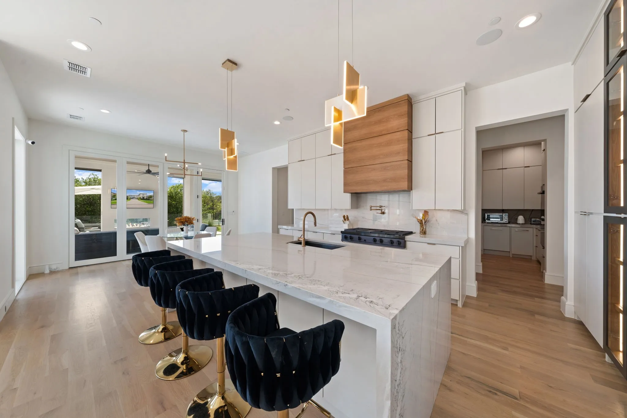 Single Family Residence For Sale in Denton County , 3347 Midwick Drive, Frisco, Texas 75034, 5 Bedrooms, 7 Bathrooms, 3 Garage spaces, 7,094 Sqft, built in 2023, Price $5,400,000, mls#21314703, Real Estate Agent in Frisco, Homes For Sale in Denton county, Homes For Sale in Frisco, Realtor in Frisco Texas, Real Estate Brokerage Independent Realty Texas, Luminita Cordes Realtor