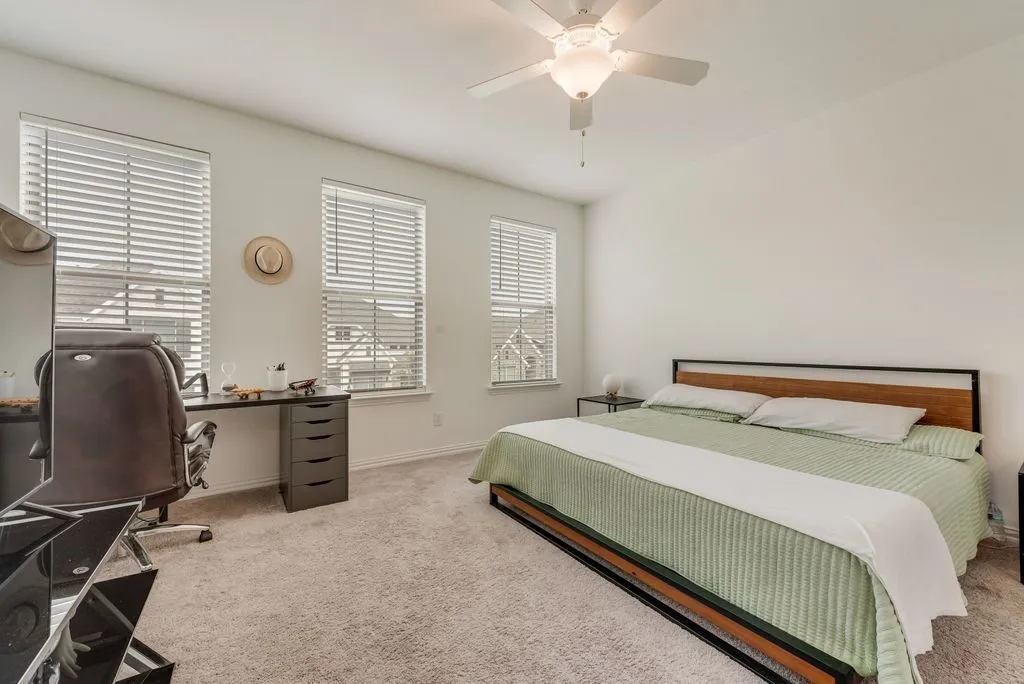 Single Family Residence For Sale in Dallas County , 5411 Waterloo Drive, Sachse, Texas 75048, 3 Bedroom, 3 Bathroom, 2 Garage spaces, 2,048 Sqft, built in 2021, mls#21317823, Real Estate Agent in Sachse, Homes For Sale in Dallas county, Homes For Sale in Sachse, Realtor in Sachse Texas, Real Estate Brokerage Independent Realty Texas, Luminita Cordes Realtor
