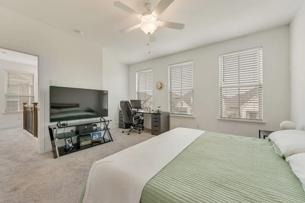Single Family Residence For Sale in Dallas County , 5411 Waterloo Drive, Sachse, Texas 75048, 3 Bedroom, 3 Bathroom, 2 Garage spaces, 2,048 Sqft, built in 2021, mls#21317823, Real Estate Agent in Sachse, Homes For Sale in Dallas county, Homes For Sale in Sachse, Realtor in Sachse Texas, Real Estate Brokerage Independent Realty Texas, Luminita Cordes Realtor