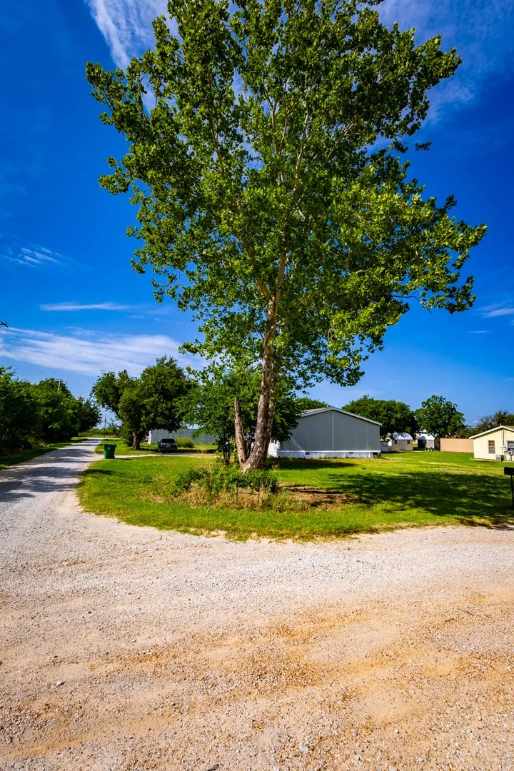Mobile Home For Sale in Young County , 902 Commerce Street, Newcastle, Texas 76372, 3 Bedrooms, 2 Bathrooms, Garage spaces, 1,792 Sqft, built in 2008, Price $74,000, mls#21315163, Real Estate Agent in Newcastle, Homes For Sale in Young county, Homes For Sale in Newcastle, Realtor in Newcastle Texas, Real Estate Brokerage Independent Realty Texas, Luminita Cordes Realtor