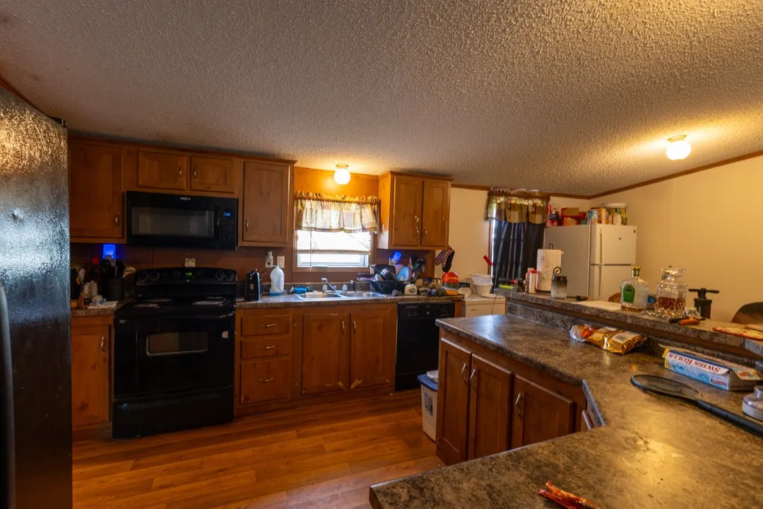 Mobile Home For Sale in Young County , 902 Commerce Street, Newcastle, Texas 76372, 3 Bedrooms, 2 Bathrooms, Garage spaces, 1,792 Sqft, built in 2008, Price $74,000, mls#21315163, Real Estate Agent in Newcastle, Homes For Sale in Young county, Homes For Sale in Newcastle, Realtor in Newcastle Texas, Real Estate Brokerage Independent Realty Texas, Luminita Cordes Realtor