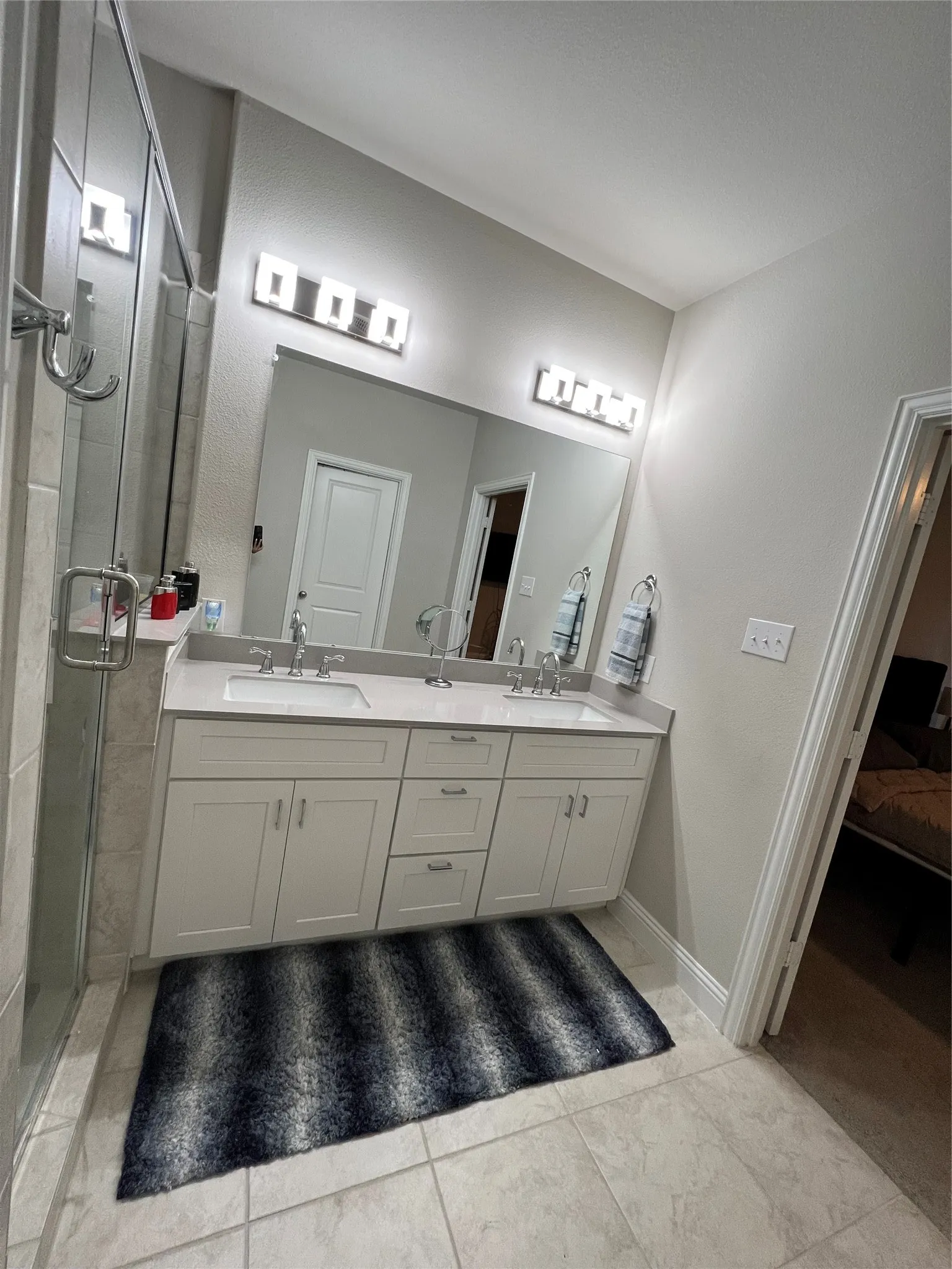 Townhouse For Sale in Collin County , 6225 Blythe Drive, Frisco, Texas 75035, 3 Bedroom, 4 Bathroom, 2 Garage spaces, 2,097 Sqft, built in 2019, mls#21321380, Real Estate Agent in Frisco, Homes For Sale in Collin county, Homes For Sale in Frisco, Realtor in Frisco Texas, Real Estate Brokerage Independent Realty Texas, Luminita Cordes Realtor