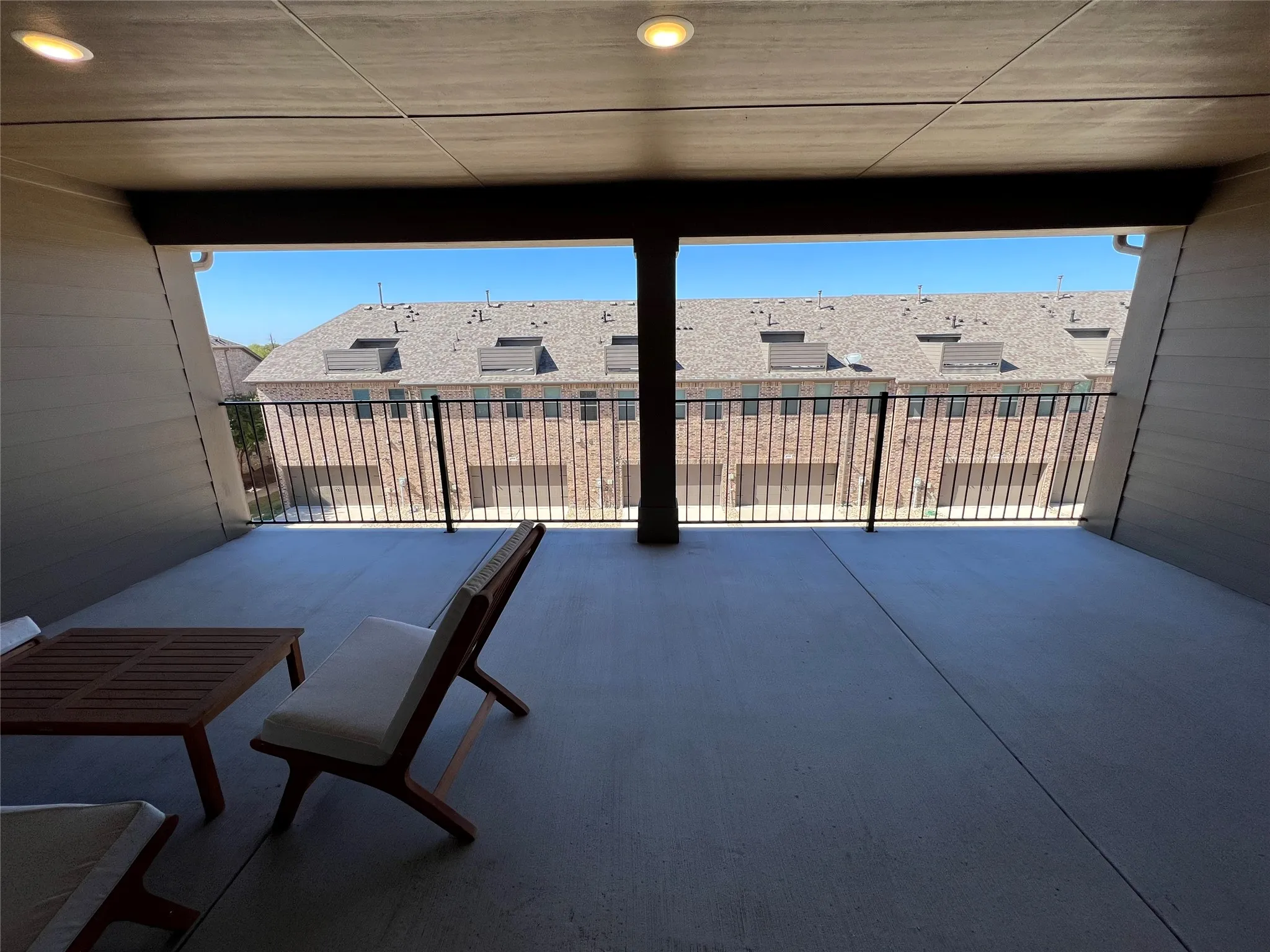 Townhouse For Sale in Collin County , 6225 Blythe Drive, Frisco, Texas 75035, 3 Bedroom, 4 Bathroom, 2 Garage spaces, 2,097 Sqft, built in 2019, mls#21321380, Real Estate Agent in Frisco, Homes For Sale in Collin county, Homes For Sale in Frisco, Realtor in Frisco Texas, Real Estate Brokerage Independent Realty Texas, Luminita Cordes Realtor