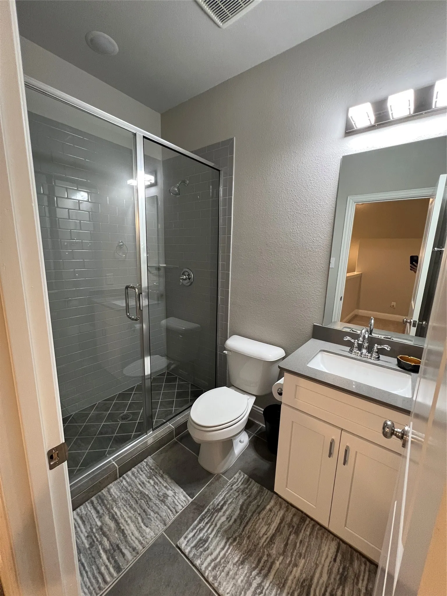Townhouse For Sale in Collin County , 6225 Blythe Drive, Frisco, Texas 75035, 3 Bedroom, 4 Bathroom, 2 Garage spaces, 2,097 Sqft, built in 2019, mls#21321380, Real Estate Agent in Frisco, Homes For Sale in Collin county, Homes For Sale in Frisco, Realtor in Frisco Texas, Real Estate Brokerage Independent Realty Texas, Luminita Cordes Realtor