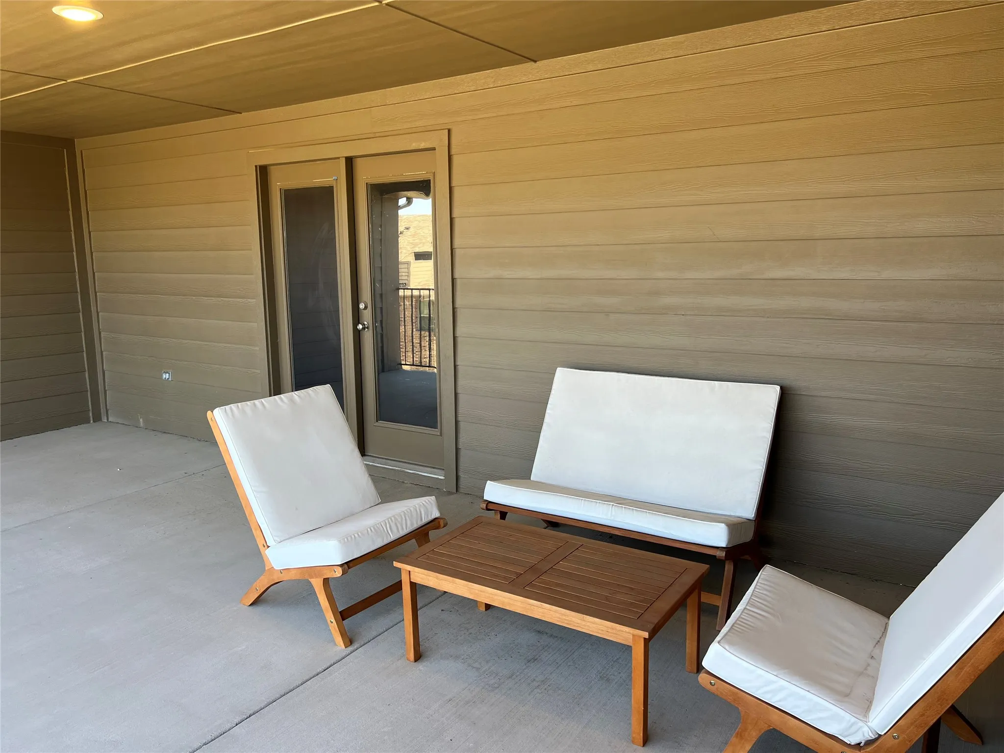 Townhouse For Sale in Collin County , 6225 Blythe Drive, Frisco, Texas 75035, 3 Bedroom, 4 Bathroom, 2 Garage spaces, 2,097 Sqft, built in 2019, mls#21321380, Real Estate Agent in Frisco, Homes For Sale in Collin county, Homes For Sale in Frisco, Realtor in Frisco Texas, Real Estate Brokerage Independent Realty Texas, Luminita Cordes Realtor