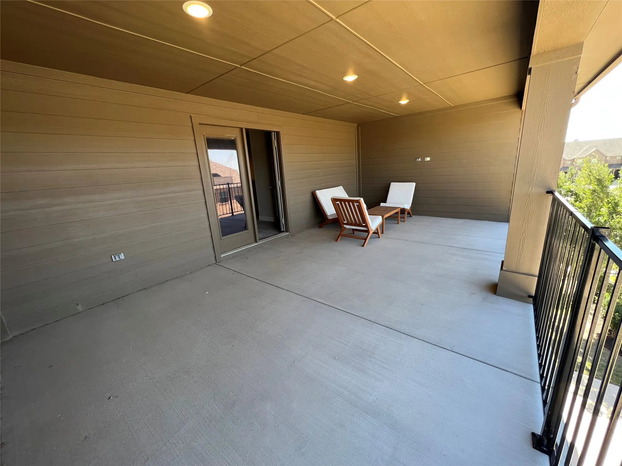 Townhouse For Sale in Collin County , 6225 Blythe Drive, Frisco, Texas 75035, 3 Bedroom, 4 Bathroom, 2 Garage spaces, 2,097 Sqft, built in 2019, mls#21321380, Real Estate Agent in Frisco, Homes For Sale in Collin county, Homes For Sale in Frisco, Realtor in Frisco Texas, Real Estate Brokerage Independent Realty Texas, Luminita Cordes Realtor