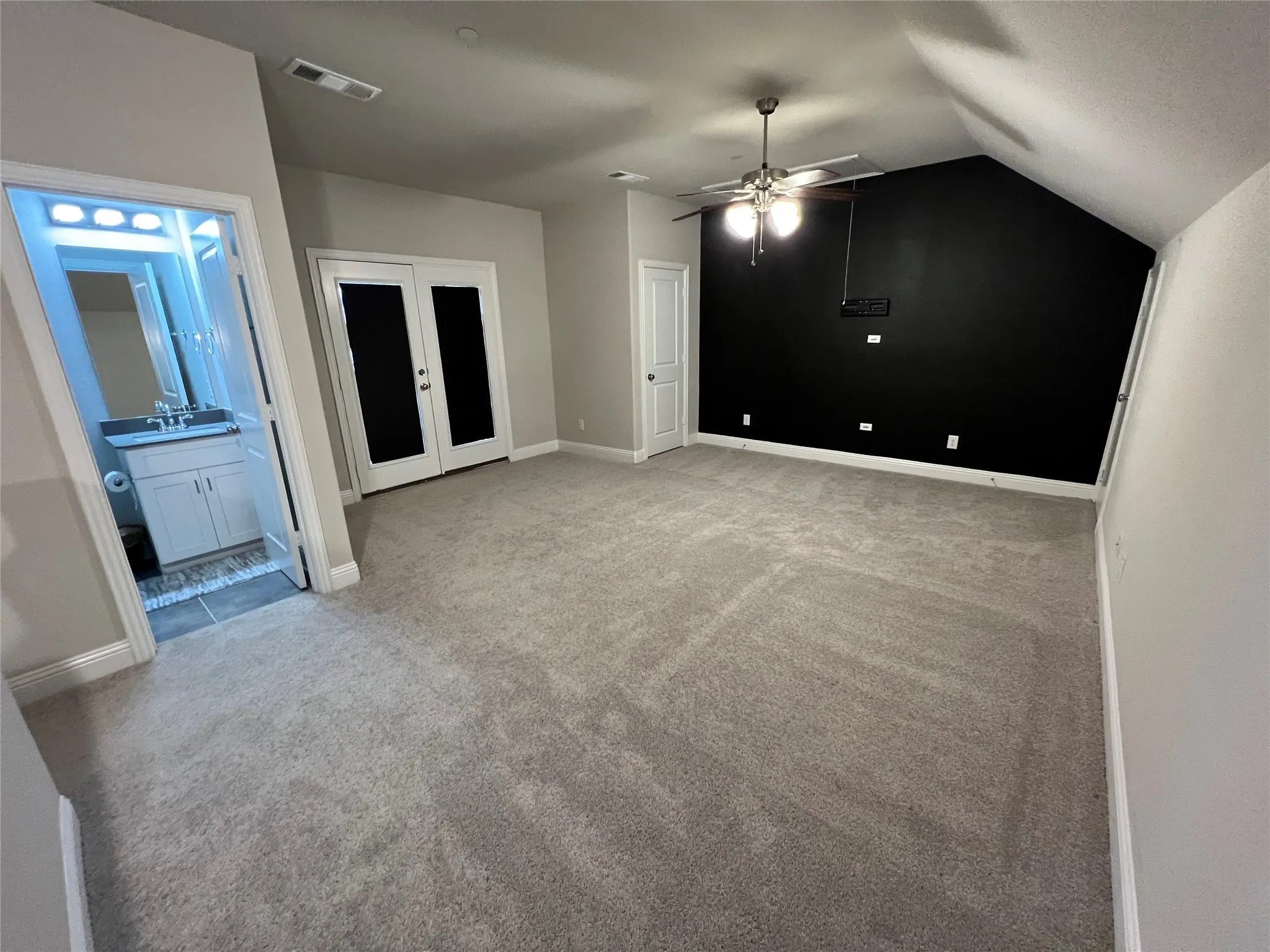 Townhouse For Sale in Collin County , 6225 Blythe Drive, Frisco, Texas 75035, 3 Bedroom, 4 Bathroom, 2 Garage spaces, 2,097 Sqft, built in 2019, mls#21321380, Real Estate Agent in Frisco, Homes For Sale in Collin county, Homes For Sale in Frisco, Realtor in Frisco Texas, Real Estate Brokerage Independent Realty Texas, Luminita Cordes Realtor