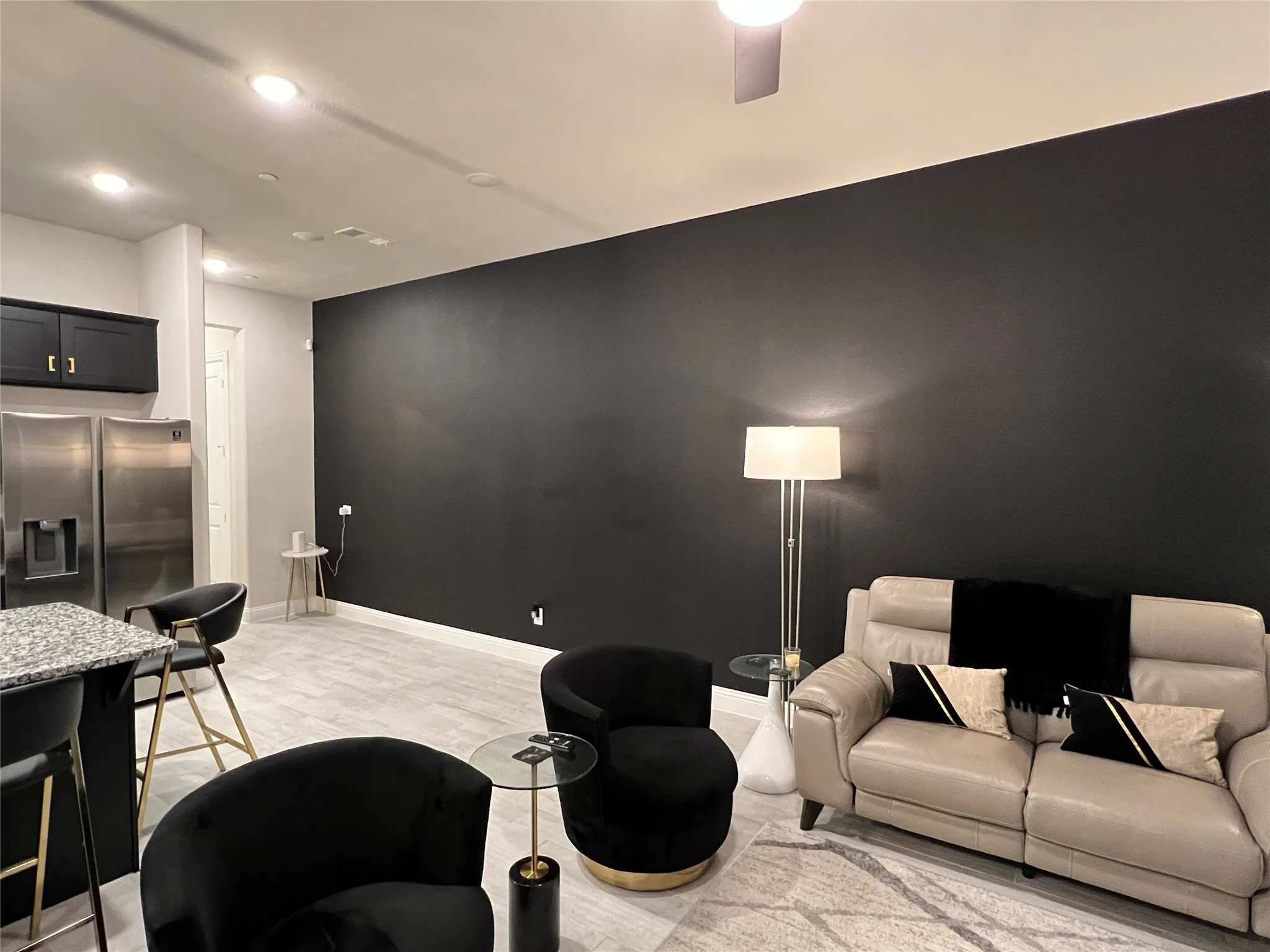 Townhouse For Sale in Collin County , 6225 Blythe Drive, Frisco, Texas 75035, 3 Bedroom, 4 Bathroom, 2 Garage spaces, 2,097 Sqft, built in 2019, mls#21321380, Real Estate Agent in Frisco, Homes For Sale in Collin county, Homes For Sale in Frisco, Realtor in Frisco Texas, Real Estate Brokerage Independent Realty Texas, Luminita Cordes Realtor