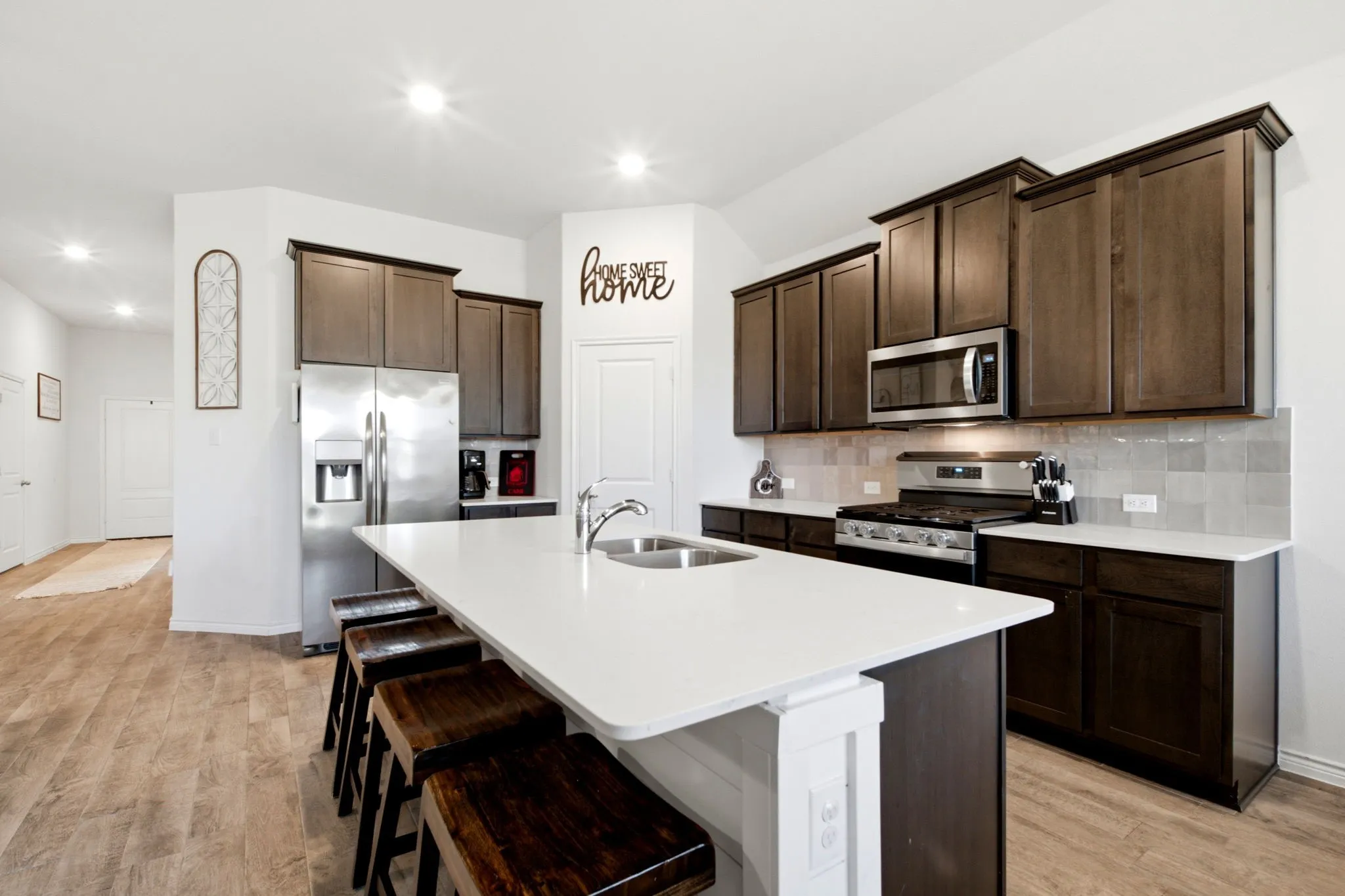 Single Family Residence For Sale in Denton County , 3223 Hunters Glen Drive, Aubrey, Texas 76227, 4 Bedroom, 2 Bathroom, 2 Garage spaces, 1,847 Sqft, built in 2022, mls#21318846, Real Estate Agent in Aubrey, Homes For Sale in Denton county, Homes For Sale in Aubrey, Realtor in Aubrey Texas, Real Estate Brokerage Independent Realty Texas, Luminita Cordes Realtor