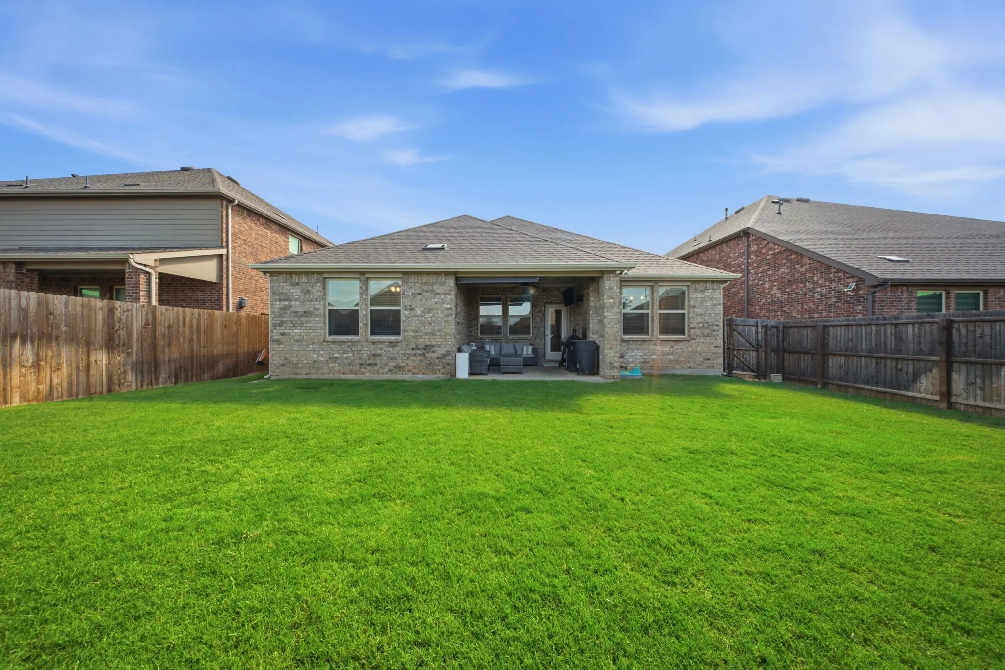 Single Family Residence For Sale in Denton County , 3223 Hunters Glen Drive, Aubrey, Texas 76227, 4 Bedroom, 2 Bathroom, 2 Garage spaces, 1,847 Sqft, built in 2022, mls#21318846, Real Estate Agent in Aubrey, Homes For Sale in Denton county, Homes For Sale in Aubrey, Realtor in Aubrey Texas, Real Estate Brokerage Independent Realty Texas, Luminita Cordes Realtor