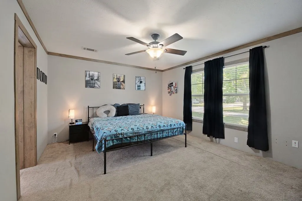 Mobile Home For Sale in Ellis County , 501 W 3rd Street, Maypearl, Texas 76064, 4 Bedroom, 2 Bathroom, Garage spaces, 1,794 Sqft, built in 2020, mls#21317126, Real Estate Agent in Maypearl, Homes For Sale in Ellis county, Homes For Sale in Maypearl, Realtor in Maypearl Texas, Real Estate Brokerage Independent Realty Texas, Luminita Cordes Realtor