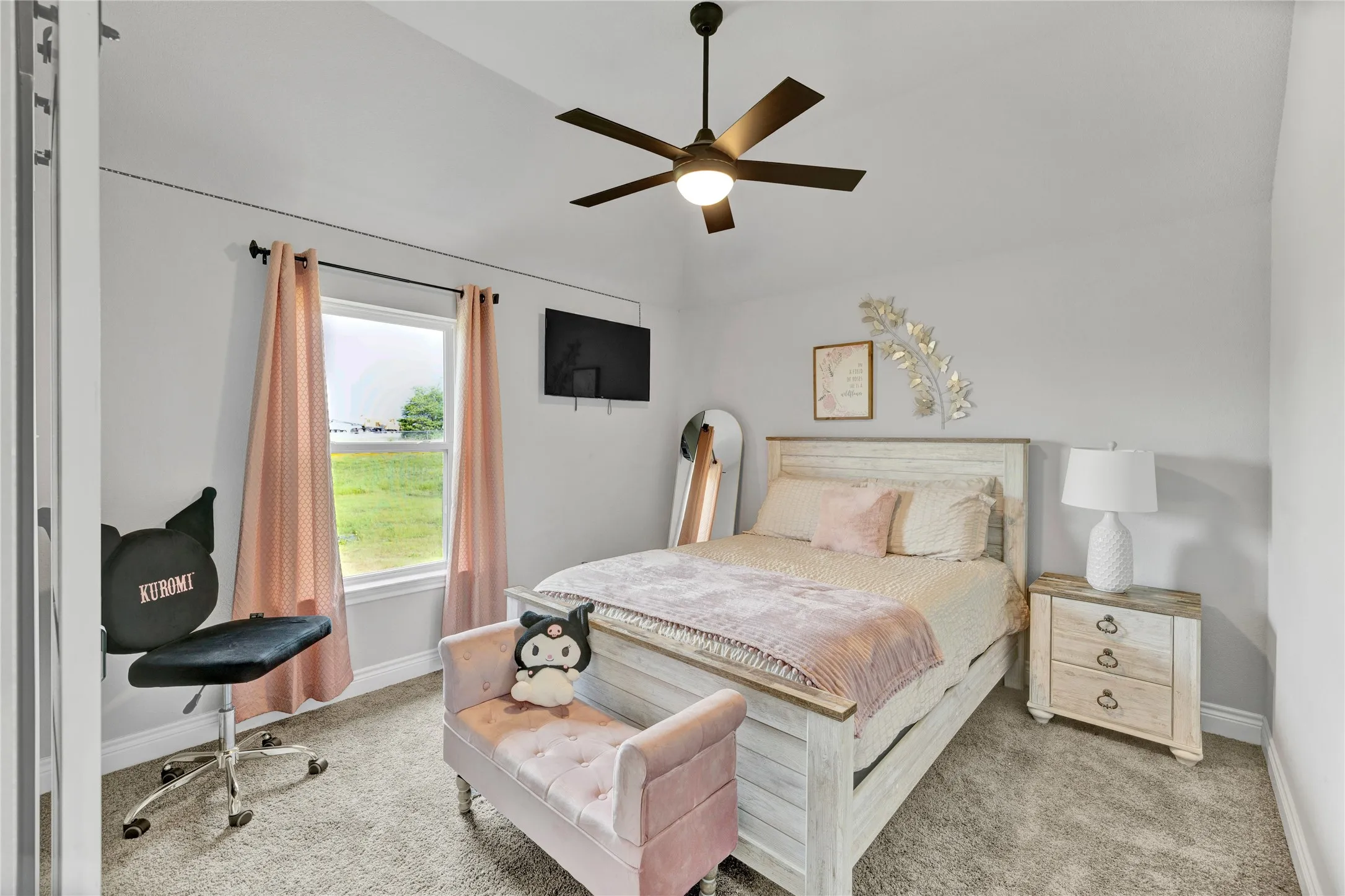 Single Family Residence For Rent in Parker County , 1040 Cloudy Court, Weatherford, Texas 76085, 4 Bedroom, 2 Bathroom, 3 Garage spaces, 2,732 Sqft, built in 2021, mls#21321429, Real Estate Agent in Weatherford, Homes For Rent in Parker county, Homes For Rent in Weatherford, Realtor in Weatherford Texas, Real Estate Brokerage Independent Realty Texas, Luminita Cordes Realtor