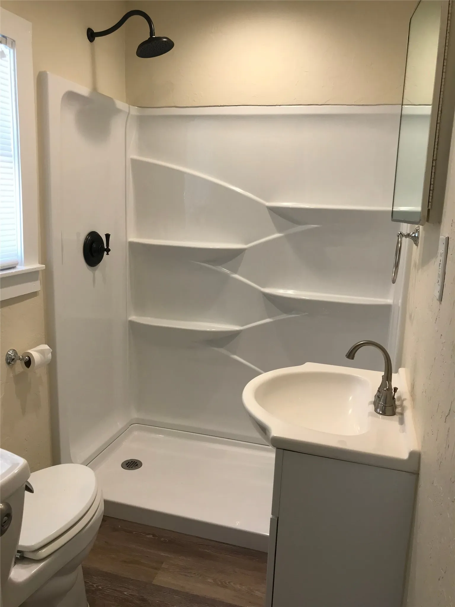 Single Family Residence For Rent in Parker County , 416 Shannon Street, Weatherford, Texas 76086, 1 Bedroom, 1 Bathroom, Garage spaces, 667 Sqft, built in 1950, mls#21312928, Real Estate Agent in Weatherford, Homes For Rent in Parker county, Homes For Rent in Weatherford, Realtor in Weatherford Texas, Real Estate Brokerage Independent Realty Texas, Luminita Cordes Realtor