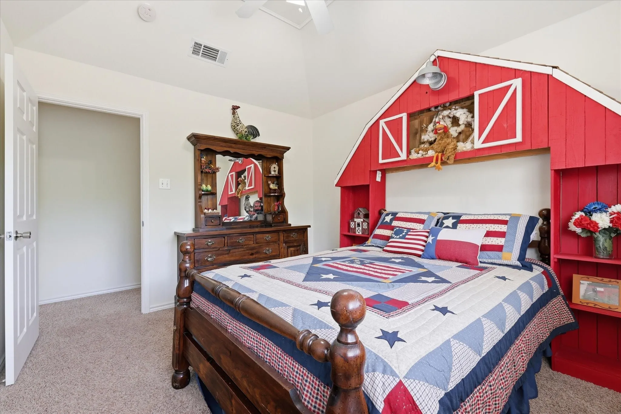 Single Family Residence For Sale in Denton County , 121 S Blue Bonnet Circle, Justin, Texas 76247, 4 Bedroom, 3 Bathroom, 2 Garage spaces, 2,127 Sqft, built in 1996, mls#21317863, Real Estate Agent in Justin, Homes For Sale in Denton county, Homes For Sale in Justin, Realtor in Justin Texas, Real Estate Brokerage Independent Realty Texas, Luminita Cordes Realtor