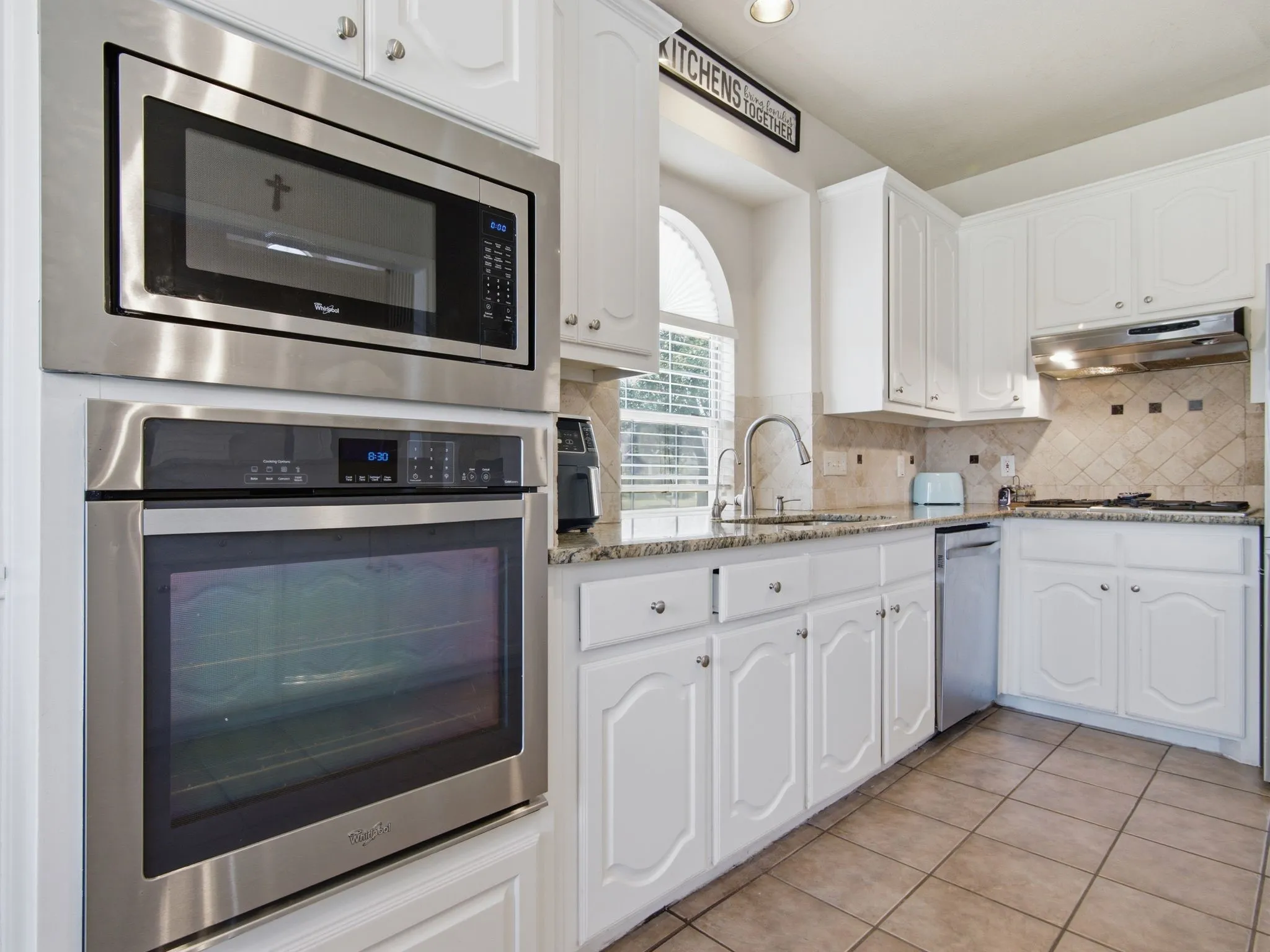 Single Family Residence For Sale in Collin County , 5707 Manchester Drive, Richardson, Texas 75082, 4 Bedroom, 3 Bathroom, 2 Garage spaces, 2,678 Sqft, built in 1996, mls#21317597, Real Estate Agent in Richardson, Homes For Sale in Collin county, Homes For Sale in Richardson, Realtor in Richardson Texas, Real Estate Brokerage Independent Realty Texas, Luminita Cordes Realtor