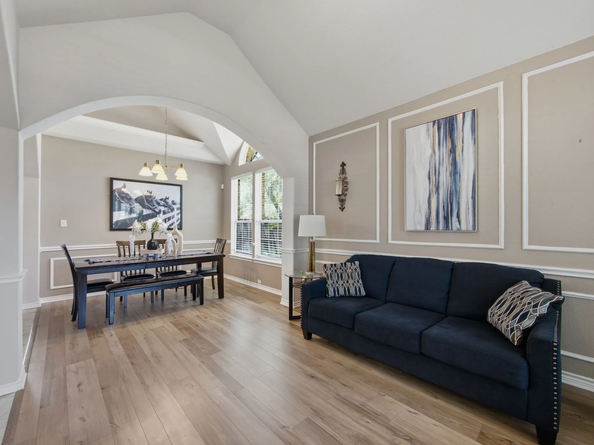 Single Family Residence For Sale in Collin County , 5707 Manchester Drive, Richardson, Texas 75082, 4 Bedroom, 3 Bathroom, 2 Garage spaces, 2,678 Sqft, built in 1996, mls#21317597, Real Estate Agent in Richardson, Homes For Sale in Collin county, Homes For Sale in Richardson, Realtor in Richardson Texas, Real Estate Brokerage Independent Realty Texas, Luminita Cordes Realtor