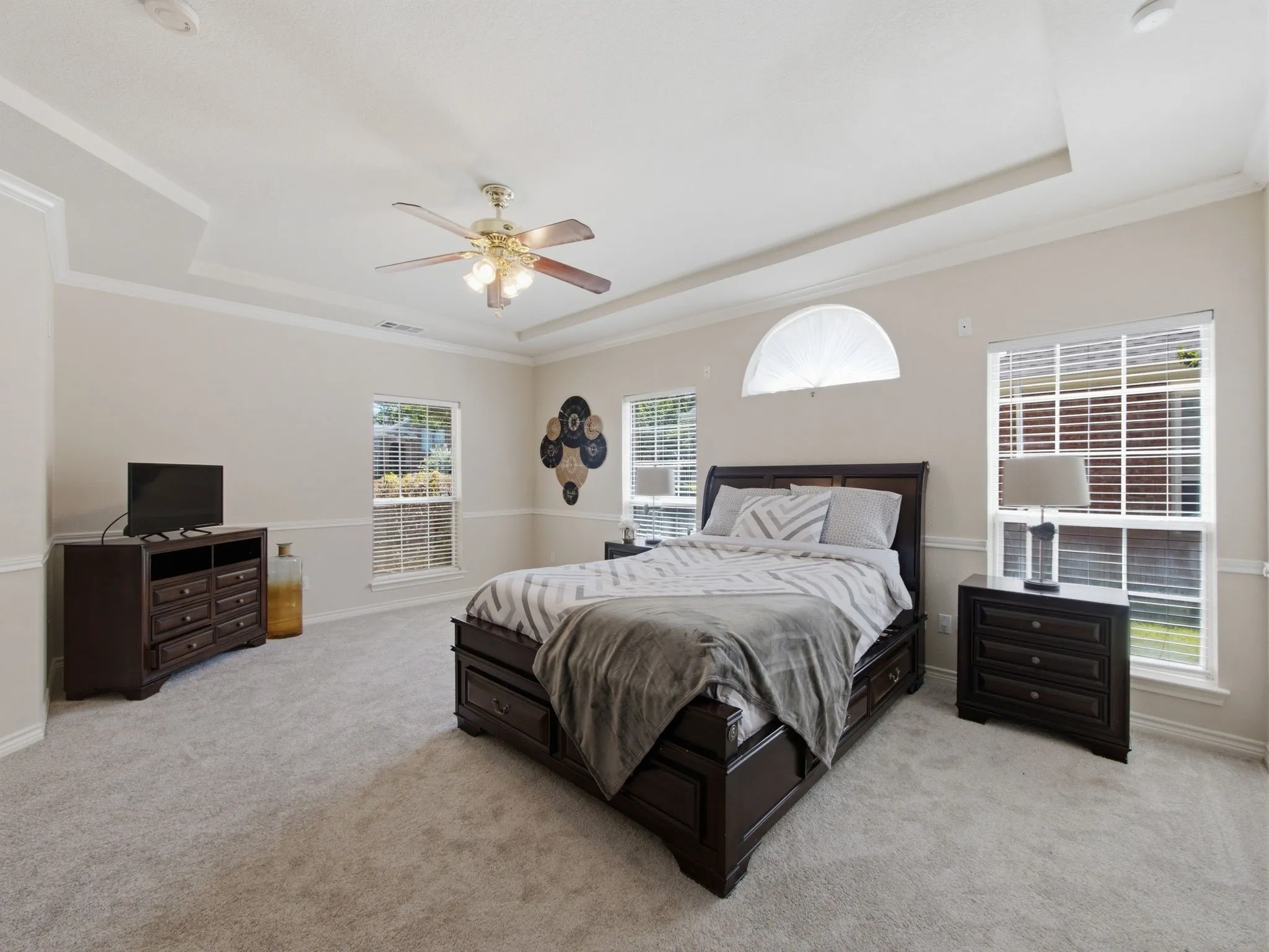 Single Family Residence For Sale in Collin County , 5707 Manchester Drive, Richardson, Texas 75082, 4 Bedroom, 3 Bathroom, 2 Garage spaces, 2,678 Sqft, built in 1996, mls#21317597, Real Estate Agent in Richardson, Homes For Sale in Collin county, Homes For Sale in Richardson, Realtor in Richardson Texas, Real Estate Brokerage Independent Realty Texas, Luminita Cordes Realtor