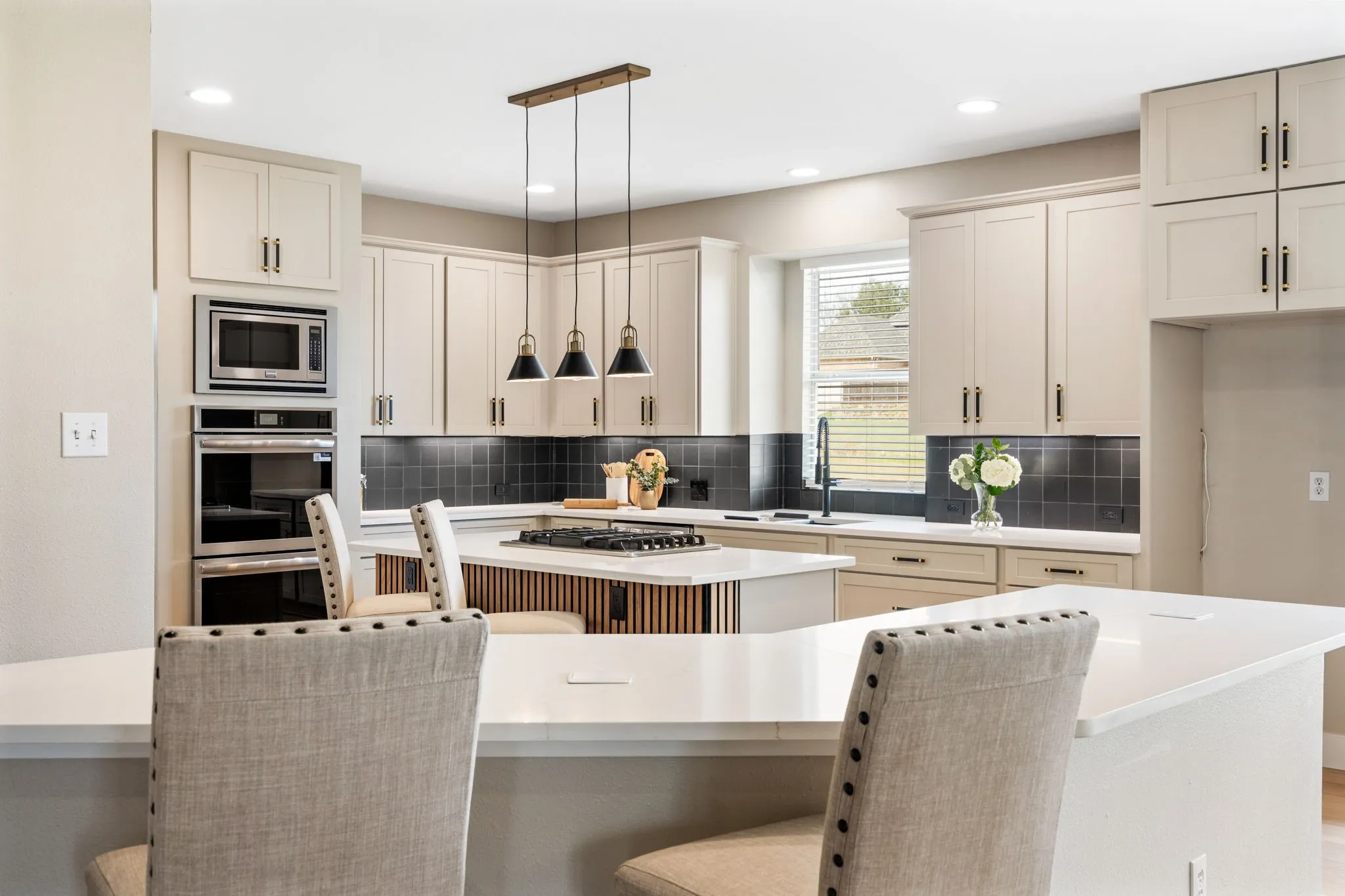 Single Family Residence For Rent in Dallas County , 684 Hollow Circle, Coppell, Texas 75019, 5 Bedrooms, 4 Bathrooms, 3 Garage spaces, 3,907 Sqft, built in 2000, Price $6,000, mls#21321162, Real Estate Agent in Coppell, Homes For Rent in Dallas county, Homes For Rent in Coppell, Realtor in Coppell Texas, Real Estate Brokerage Independent Realty Texas, Luminita Cordes Realtor