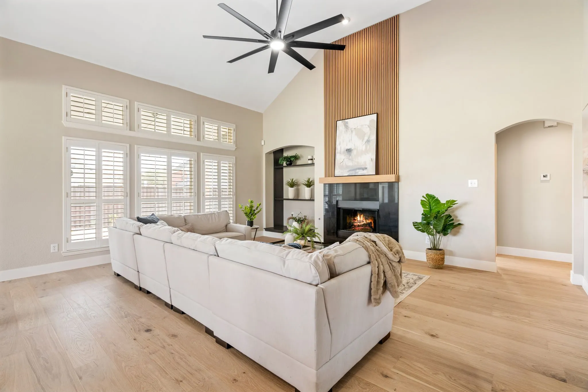 Single Family Residence For Rent in Dallas County , 684 Hollow Circle, Coppell, Texas 75019, 5 Bedrooms, 4 Bathrooms, 3 Garage spaces, 3,907 Sqft, built in 2000, Price $6,000, mls#21321162, Real Estate Agent in Coppell, Homes For Rent in Dallas county, Homes For Rent in Coppell, Realtor in Coppell Texas, Real Estate Brokerage Independent Realty Texas, Luminita Cordes Realtor
