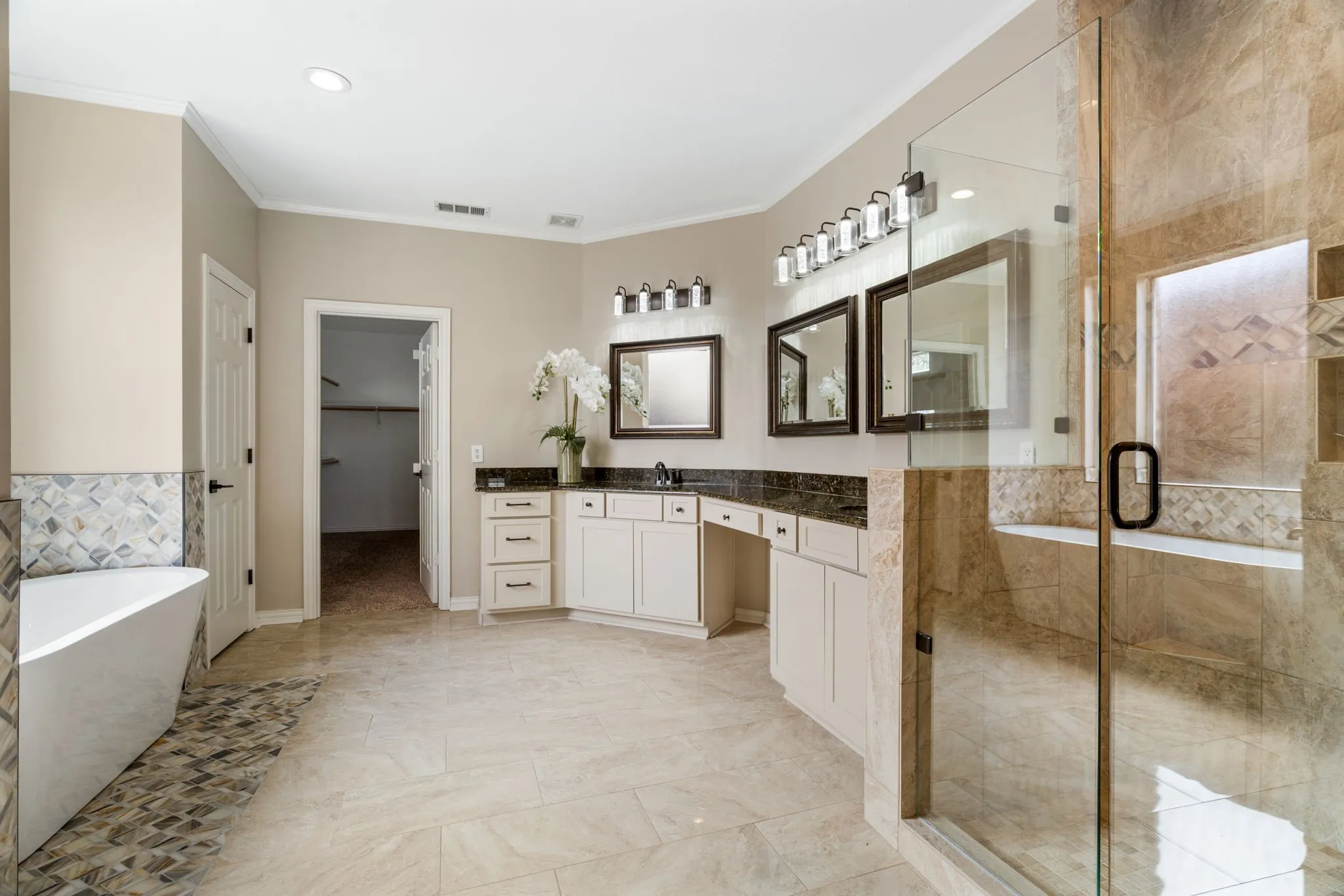 Single Family Residence For Rent in Dallas County , 684 Hollow Circle, Coppell, Texas 75019, 5 Bedrooms, 4 Bathrooms, 3 Garage spaces, 3,907 Sqft, built in 2000, Price $6,000, mls#21321162, Real Estate Agent in Coppell, Homes For Rent in Dallas county, Homes For Rent in Coppell, Realtor in Coppell Texas, Real Estate Brokerage Independent Realty Texas, Luminita Cordes Realtor
