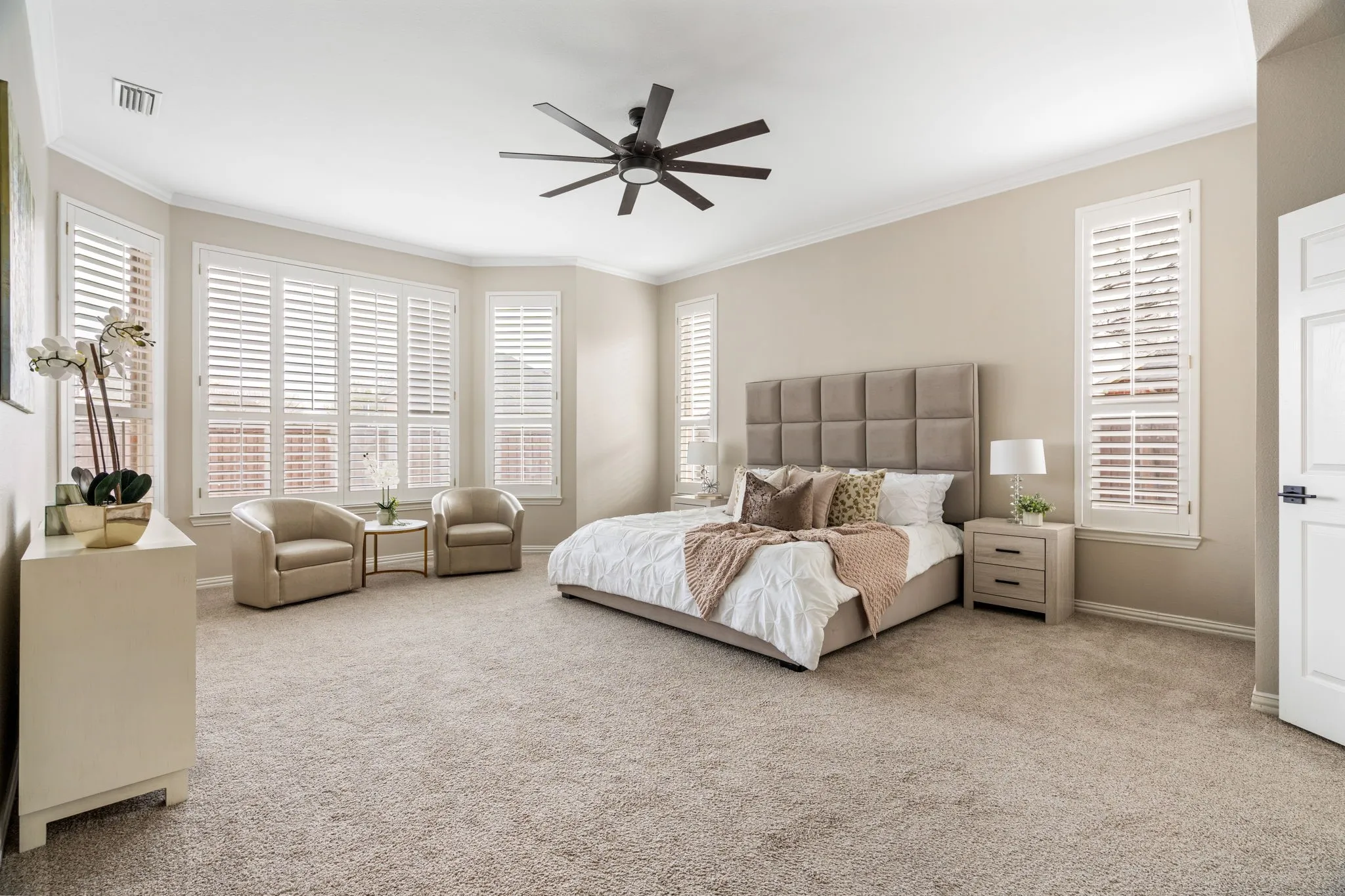 Single Family Residence For Rent in Dallas County , 684 Hollow Circle, Coppell, Texas 75019, 5 Bedrooms, 4 Bathrooms, 3 Garage spaces, 3,907 Sqft, built in 2000, Price $6,000, mls#21321162, Real Estate Agent in Coppell, Homes For Rent in Dallas county, Homes For Rent in Coppell, Realtor in Coppell Texas, Real Estate Brokerage Independent Realty Texas, Luminita Cordes Realtor