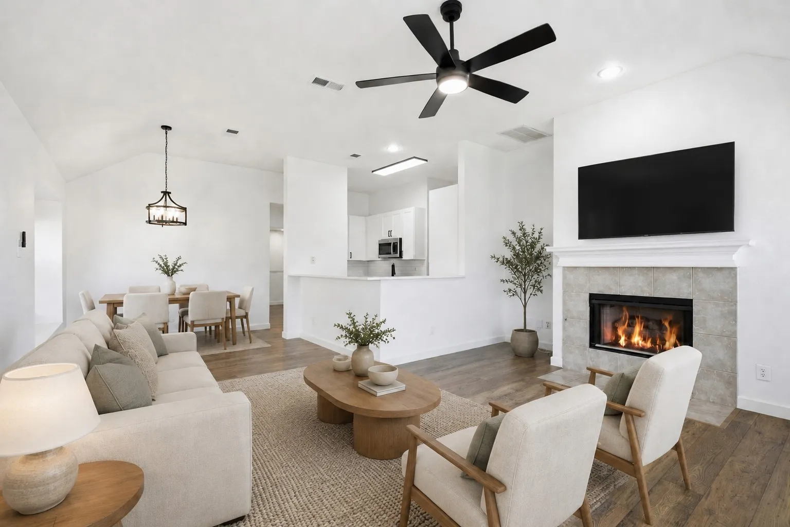 Single Family Residence For Sale in Tarrant County , 4724 Grant Park Avenue, Fort Worth, Texas 76137, 3 Bedroom, 2 Bathroom, 2 Garage spaces, 1,725 Sqft, built in 1997, mls#21321456, Real Estate Agent in Fort Worth, Homes For Sale in Tarrant county, Homes For Sale in Fort Worth, Realtor in Fort Worth Texas, Real Estate Brokerage Independent Realty Texas, Luminita Cordes Realtor