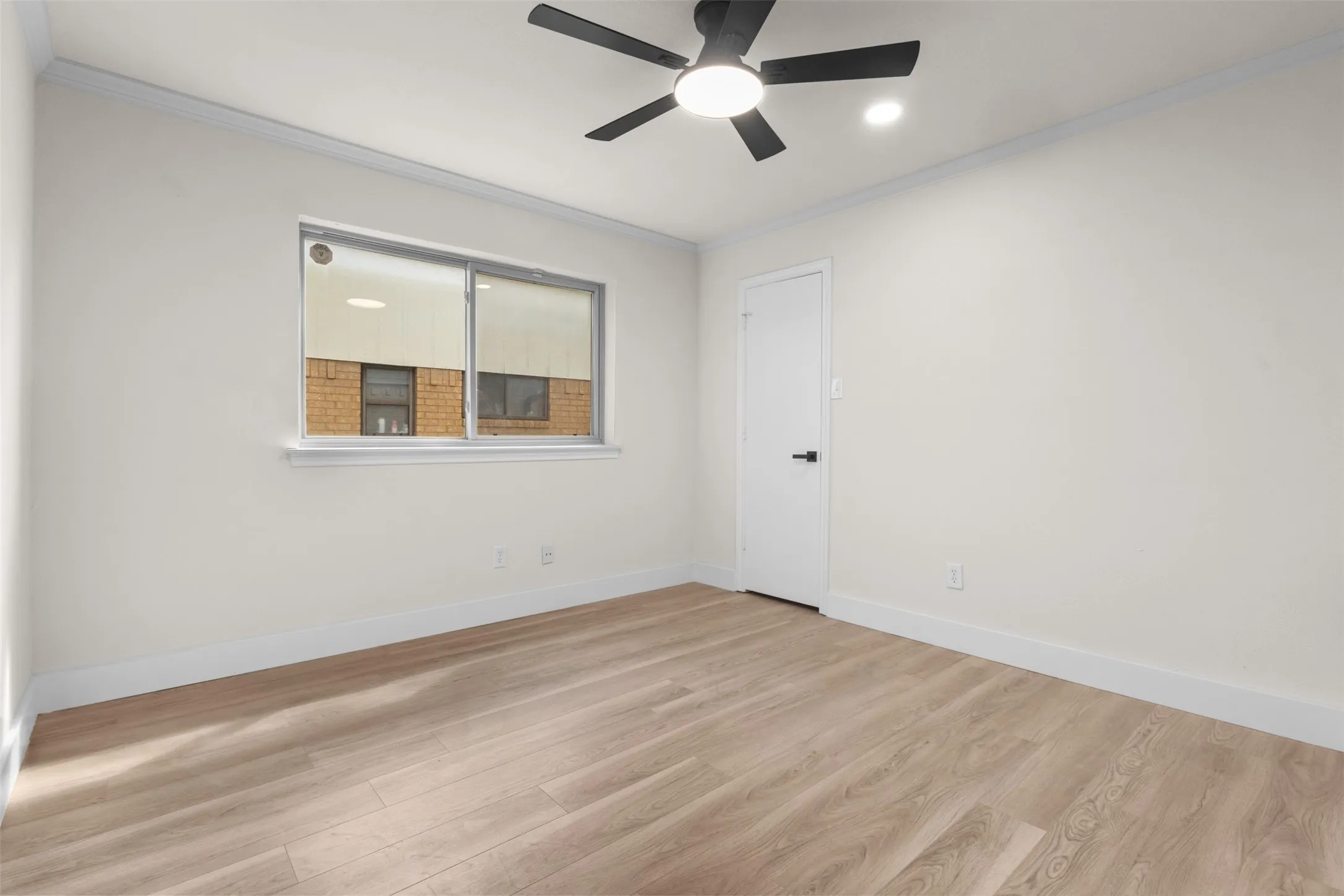 Single Family Residence For Sale in Dallas County , 5009 Presidio Drive, Garland, Texas 75043, 4 Bedroom, 3 Bathroom, Garage spaces, 1,965 Sqft, built in 1980, mls#21321097, Real Estate Agent in Garland, Homes For Sale in Dallas county, Homes For Sale in Garland, Realtor in Garland Texas, Real Estate Brokerage Independent Realty Texas, Luminita Cordes Realtor