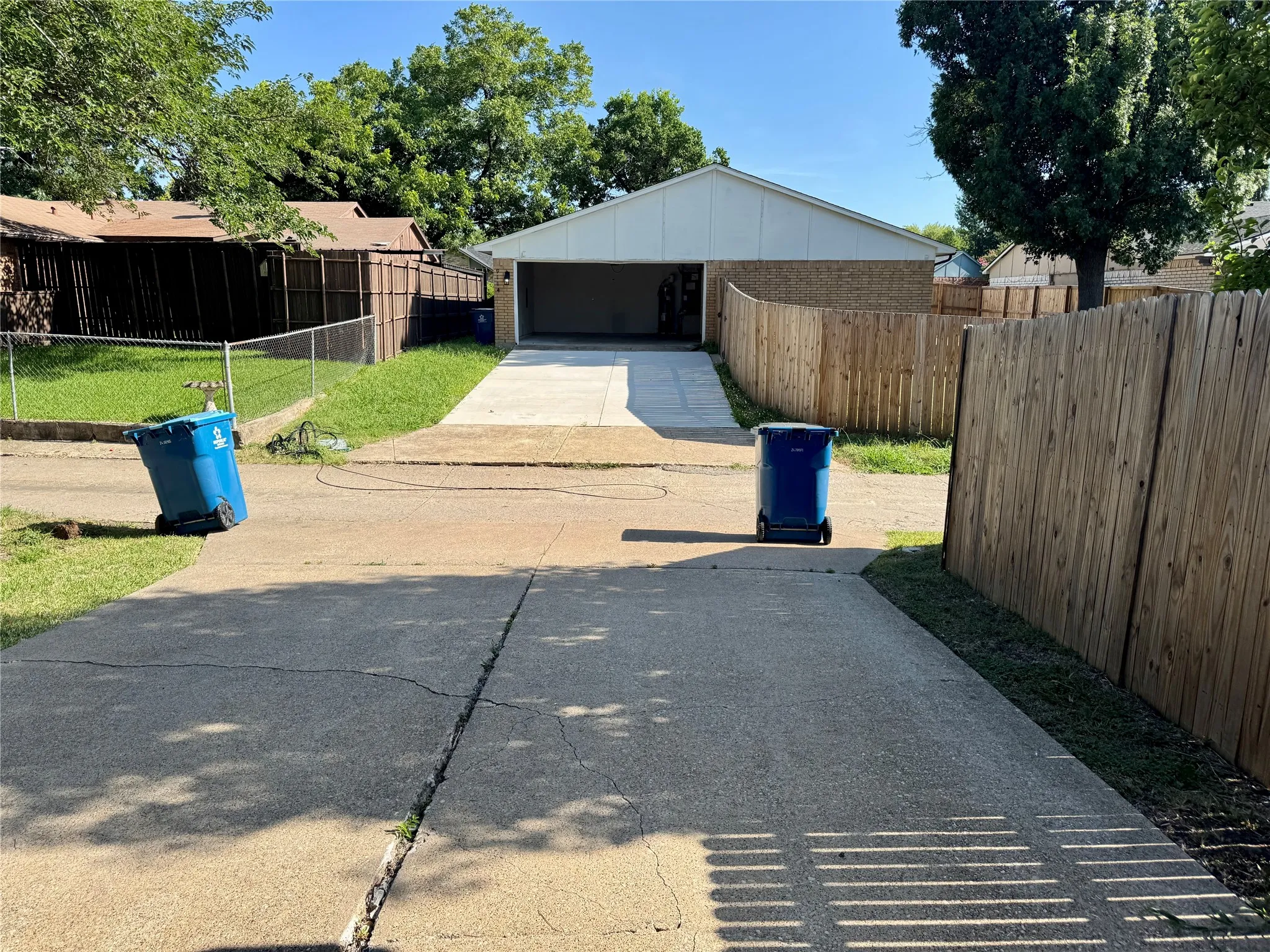 Single Family Residence For Rent in Rockwall County , 9113 Willowbrook Drive, Rowlett, Texas 75088, 3 Bedroom, 2 Bathroom, 1 Garage spaces, 1,791 Sqft, built in 1983, mls#21321085, Real Estate Agent in Rowlett, Homes For Rent in Rockwall county, Homes For Rent in Rowlett, Realtor in Rowlett Texas, Real Estate Brokerage Independent Realty Texas, Luminita Cordes Realtor