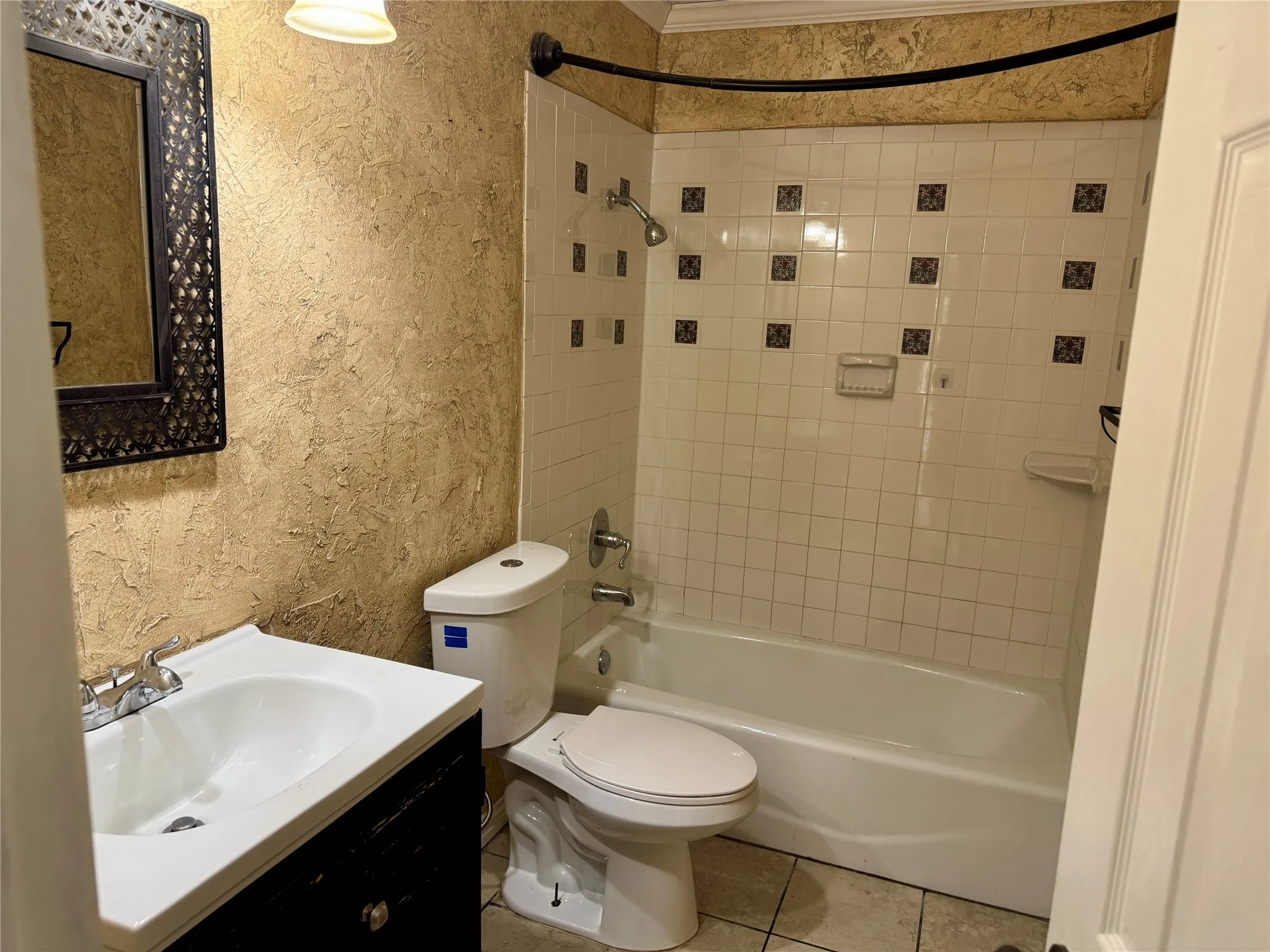 Single Family Residence For Rent in Rockwall County , 9113 Willowbrook Drive, Rowlett, Texas 75088, 3 Bedroom, 2 Bathroom, 1 Garage spaces, 1,791 Sqft, built in 1983, mls#21321085, Real Estate Agent in Rowlett, Homes For Rent in Rockwall county, Homes For Rent in Rowlett, Realtor in Rowlett Texas, Real Estate Brokerage Independent Realty Texas, Luminita Cordes Realtor