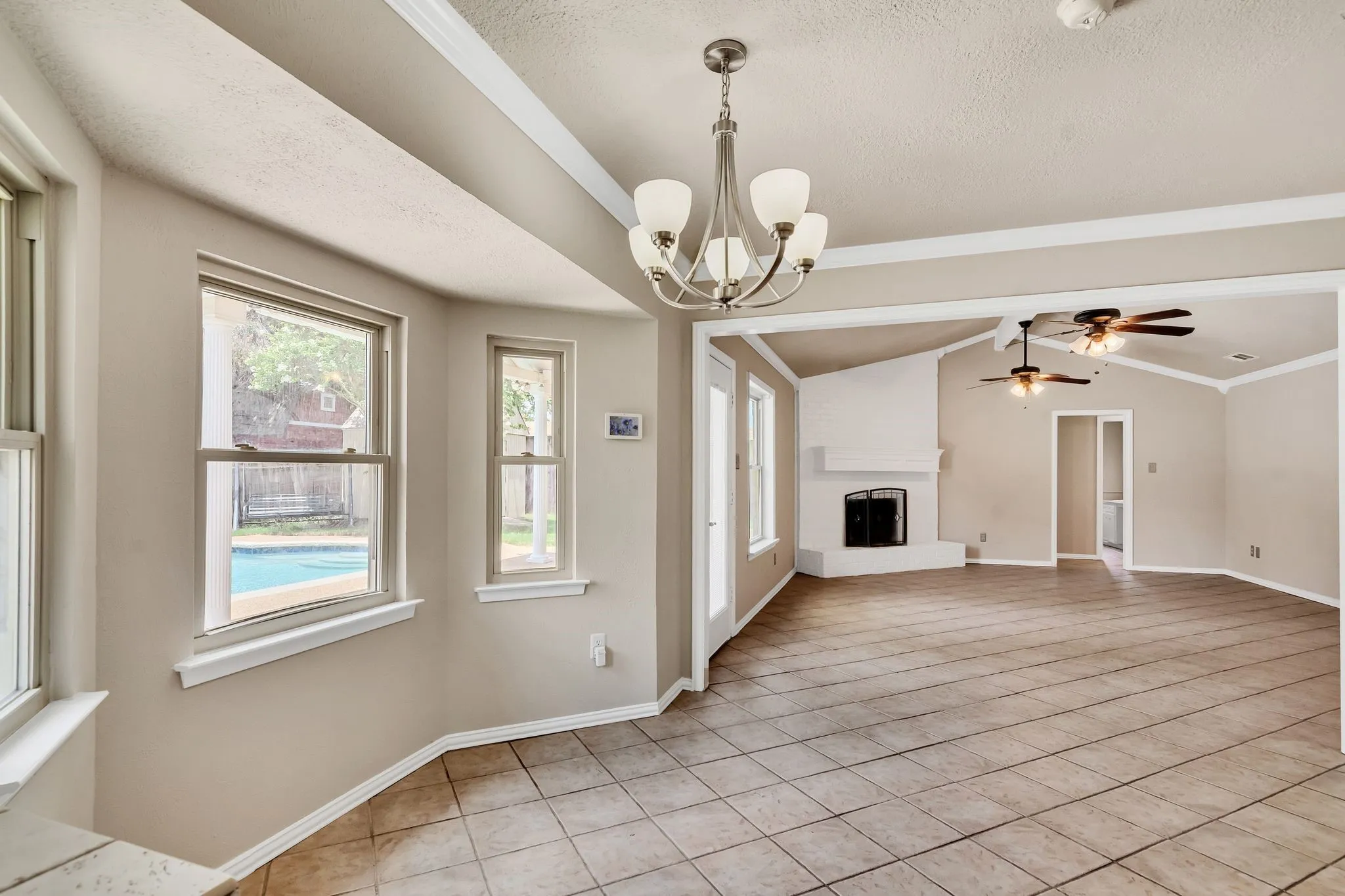 Single Family Residence For Sale in Tarrant County , 5501 Wood View Street, North Richland Hills, Texas 76180, 4 Bedroom, 2 Bathroom, 1 Garage spaces, 1,844 Sqft, built in 1979, mls#21321231, Real Estate Agent in North Richland Hills, Homes For Sale in Tarrant county, Homes For Sale in North Richland Hills, Realtor in North Richland Hills Texas, Real Estate Brokerage Independent Realty Texas, Luminita Cordes Realtor