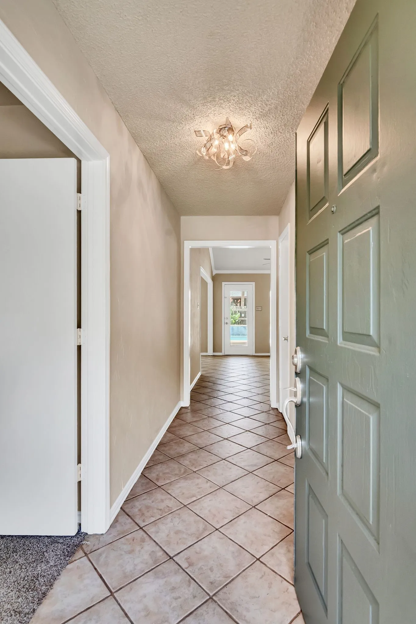 Single Family Residence For Sale in Tarrant County , 5501 Wood View Street, North Richland Hills, Texas 76180, 4 Bedroom, 2 Bathroom, 1 Garage spaces, 1,844 Sqft, built in 1979, mls#21321231, Real Estate Agent in North Richland Hills, Homes For Sale in Tarrant county, Homes For Sale in North Richland Hills, Realtor in North Richland Hills Texas, Real Estate Brokerage Independent Realty Texas, Luminita Cordes Realtor