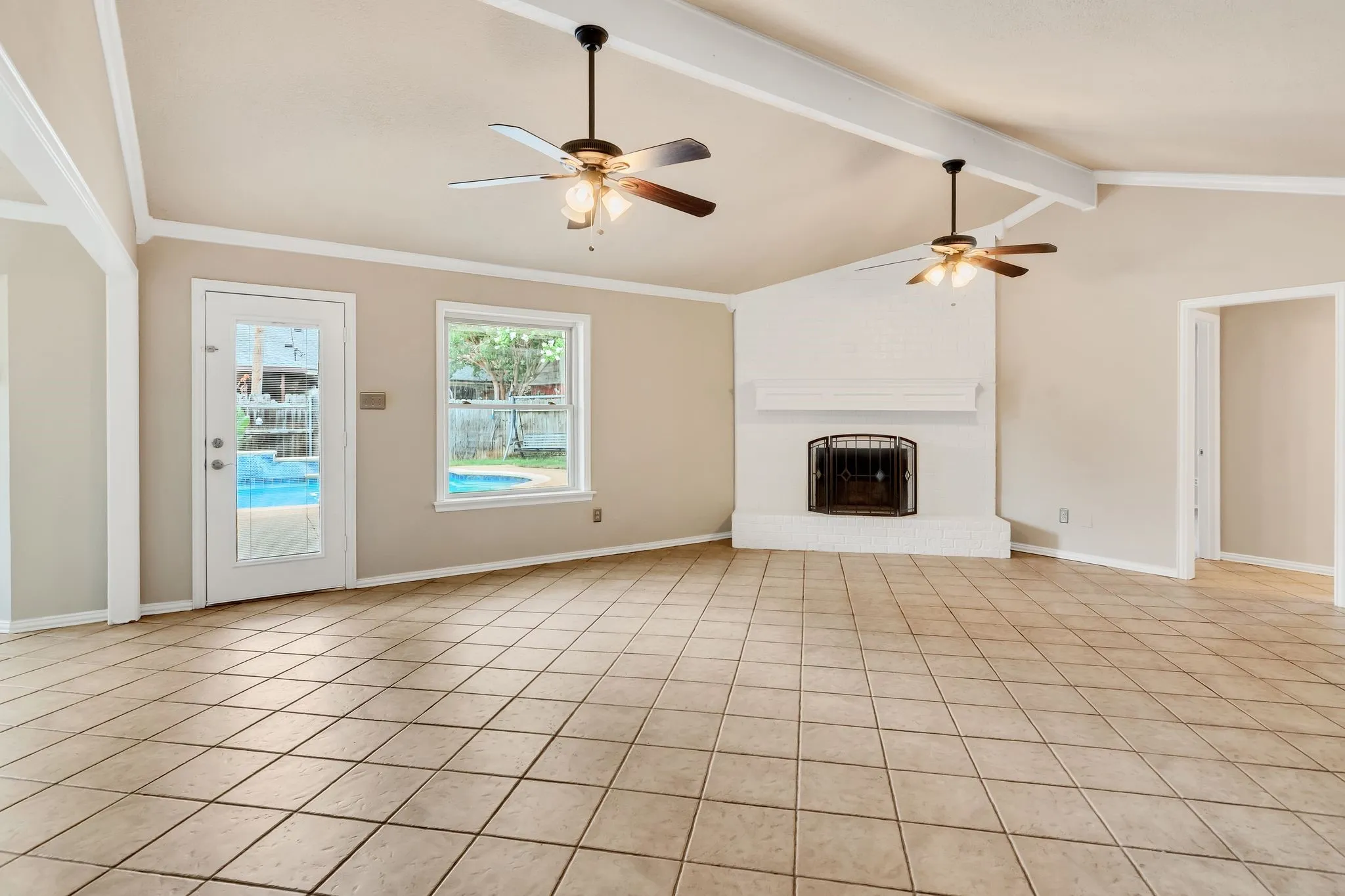 Single Family Residence For Sale in Tarrant County , 5501 Wood View Street, North Richland Hills, Texas 76180, 4 Bedroom, 2 Bathroom, 1 Garage spaces, 1,844 Sqft, built in 1979, mls#21321231, Real Estate Agent in North Richland Hills, Homes For Sale in Tarrant county, Homes For Sale in North Richland Hills, Realtor in North Richland Hills Texas, Real Estate Brokerage Independent Realty Texas, Luminita Cordes Realtor