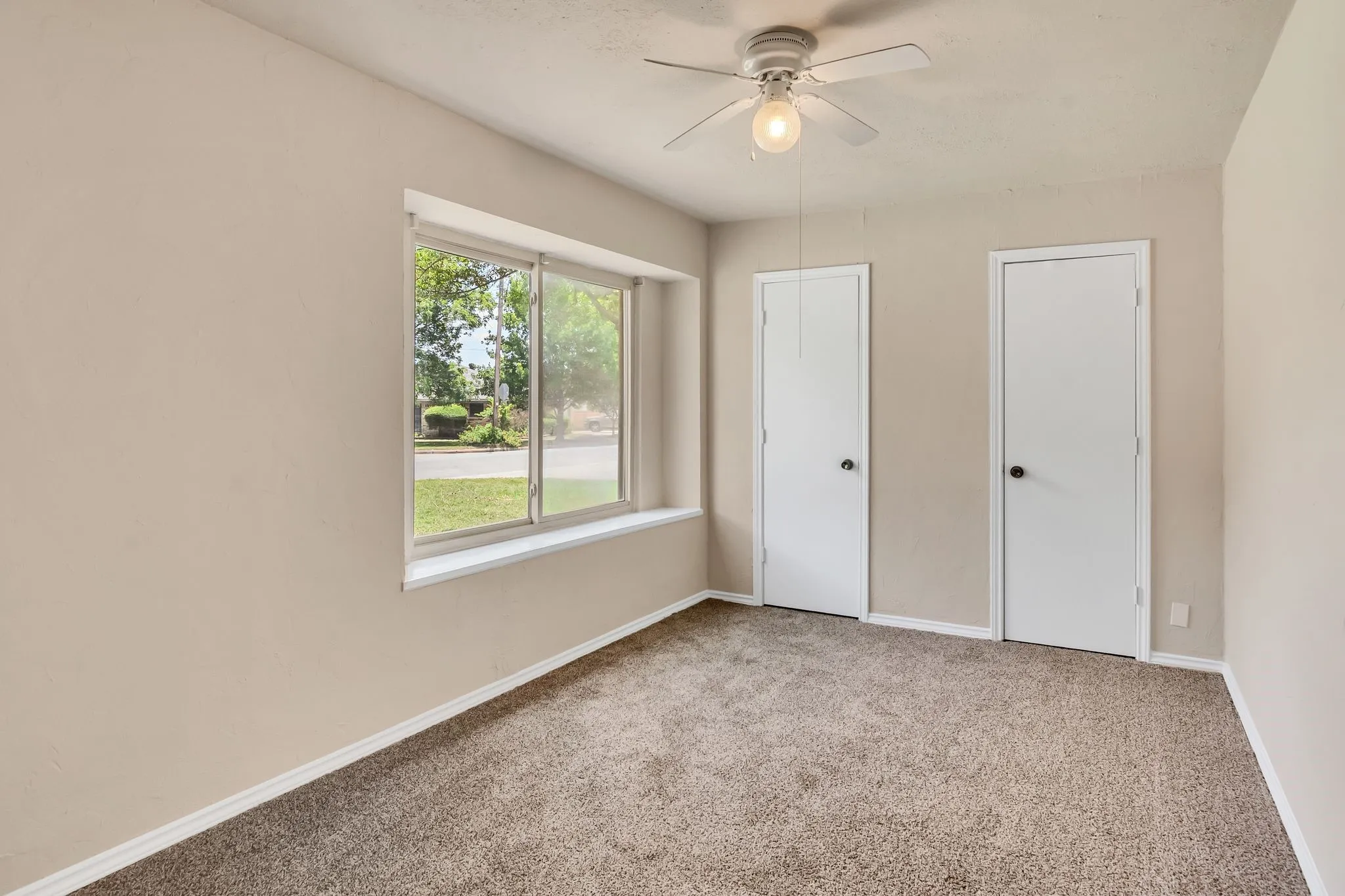Single Family Residence For Sale in Tarrant County , 5501 Wood View Street, North Richland Hills, Texas 76180, 4 Bedroom, 2 Bathroom, 1 Garage spaces, 1,844 Sqft, built in 1979, mls#21321231, Real Estate Agent in North Richland Hills, Homes For Sale in Tarrant county, Homes For Sale in North Richland Hills, Realtor in North Richland Hills Texas, Real Estate Brokerage Independent Realty Texas, Luminita Cordes Realtor
