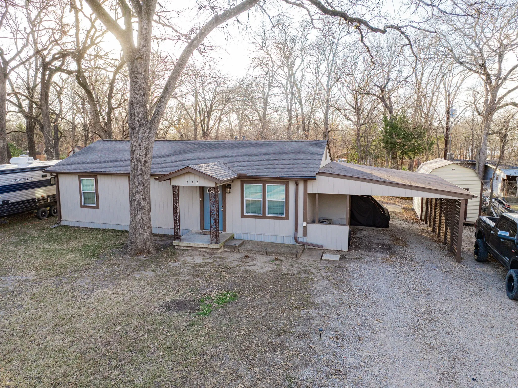 Single Family Residence For Sale in Rains County , 762 Oak Leaf Trail, East Tawakoni, Texas 75472, 2 Bedroom, 2 Bathroom, Garage spaces, 960 Sqft, built in 1971, Price $169,900, mls#21320442, Real Estate Agent in East Tawakoni, Homes For Sale in Rains county, Homes For Sale in East Tawakoni, Realtor in East Tawakoni Texas, Real Estate Brokerage Independent Realty Texas, Luminita Cordes Realtor