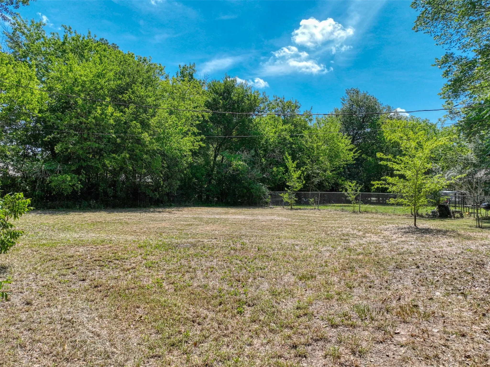 Single Family Residence For Sale in Navarro County , 808 N Wright Avenue, Kerens, Texas 75144, 2 Bedroom, 1 Bathroom, Garage spaces, 927 Sqft, built in 1999, mls#21321482, Real Estate Agent in Kerens, Homes For Sale in Navarro county, Homes For Sale in Kerens, Realtor in Kerens Texas, Real Estate Brokerage Independent Realty Texas, Luminita Cordes Realtor