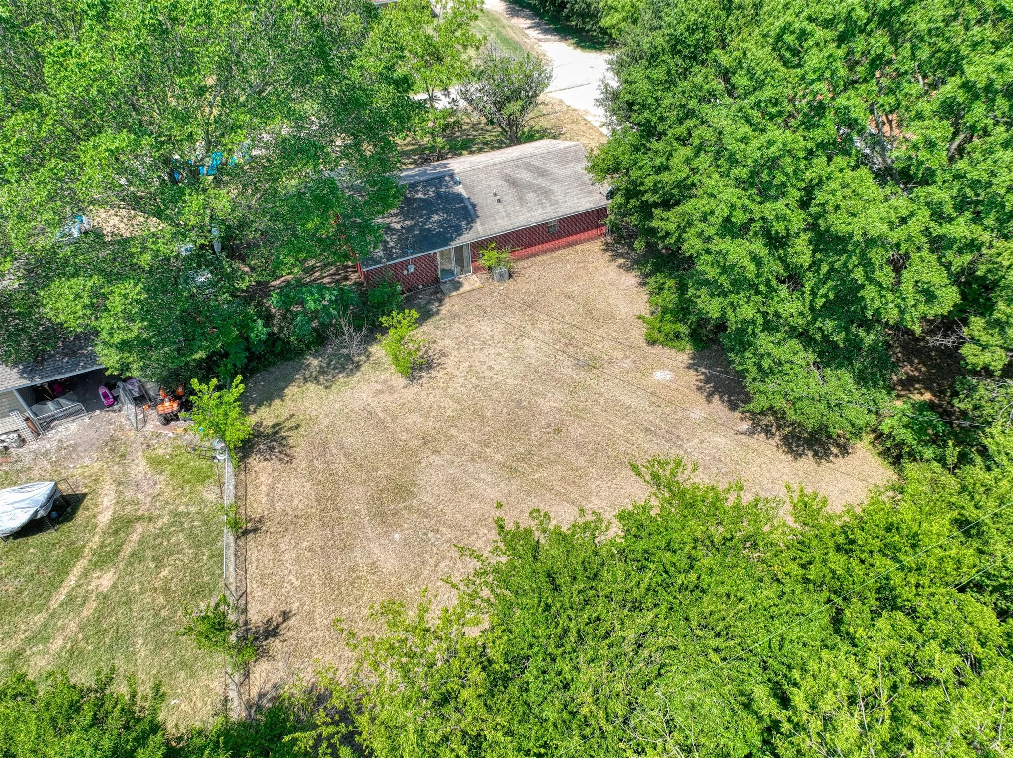Single Family Residence For Sale in Navarro County , 808 N Wright Avenue, Kerens, Texas 75144, 2 Bedroom, 1 Bathroom, Garage spaces, 927 Sqft, built in 1999, mls#21321482, Real Estate Agent in Kerens, Homes For Sale in Navarro county, Homes For Sale in Kerens, Realtor in Kerens Texas, Real Estate Brokerage Independent Realty Texas, Luminita Cordes Realtor