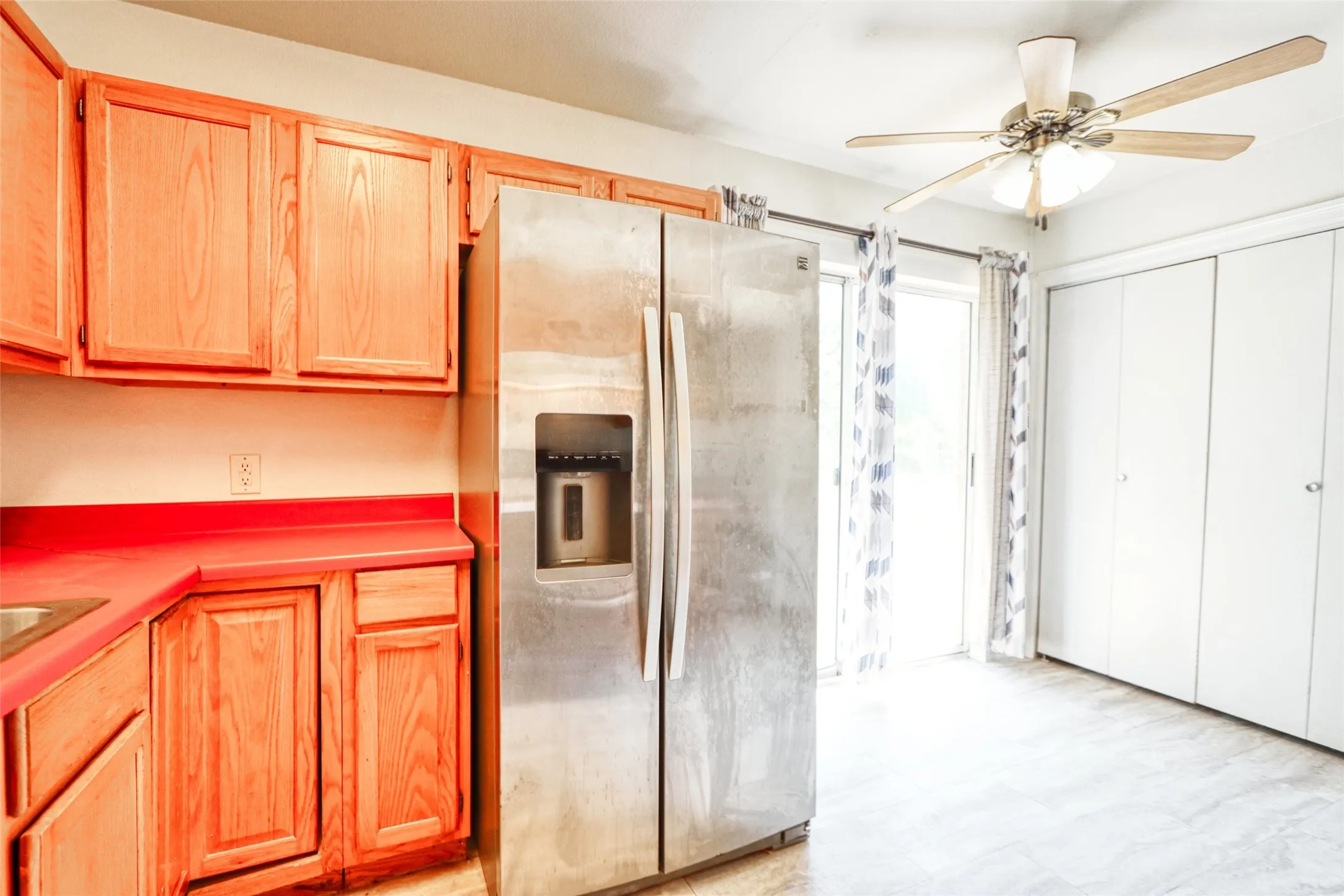 Single Family Residence For Sale in Navarro County , 808 N Wright Avenue, Kerens, Texas 75144, 2 Bedroom, 1 Bathroom, Garage spaces, 927 Sqft, built in 1999, mls#21321482, Real Estate Agent in Kerens, Homes For Sale in Navarro county, Homes For Sale in Kerens, Realtor in Kerens Texas, Real Estate Brokerage Independent Realty Texas, Luminita Cordes Realtor