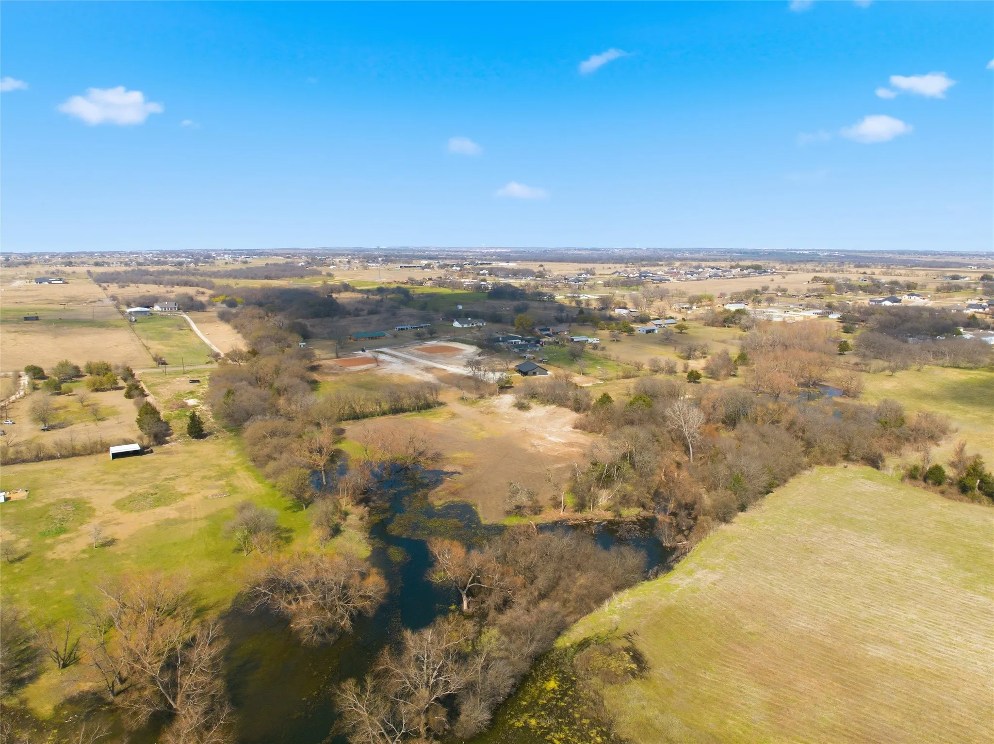 Single Family Residence For Sale in Mc Lennan County , 2303 Pilgrim Lane, Lorena, Texas 76655, 3 Bedroom, 2 Bathroom, Garage spaces, 2,030 Sqft, built in 1995, mls#21319987, Real Estate Agent in Lorena, Homes For Sale in Mc Lennan county, Homes For Sale in Lorena, Realtor in Lorena Texas, Real Estate Brokerage Independent Realty Texas, Luminita Cordes Realtor