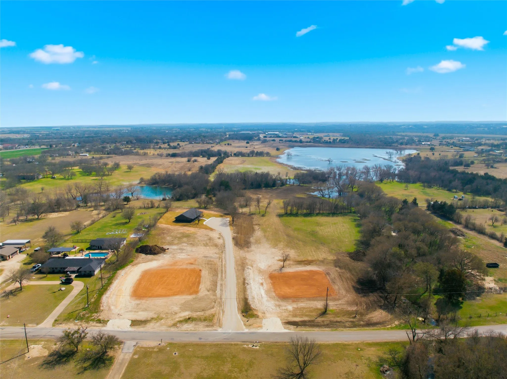 Single Family Residence For Sale in Mc Lennan County , 2303 Pilgrim Lane, Lorena, Texas 76655, 3 Bedroom, 2 Bathroom, Garage spaces, 2,030 Sqft, built in 1995, mls#21319987, Real Estate Agent in Lorena, Homes For Sale in Mc Lennan county, Homes For Sale in Lorena, Realtor in Lorena Texas, Real Estate Brokerage Independent Realty Texas, Luminita Cordes Realtor