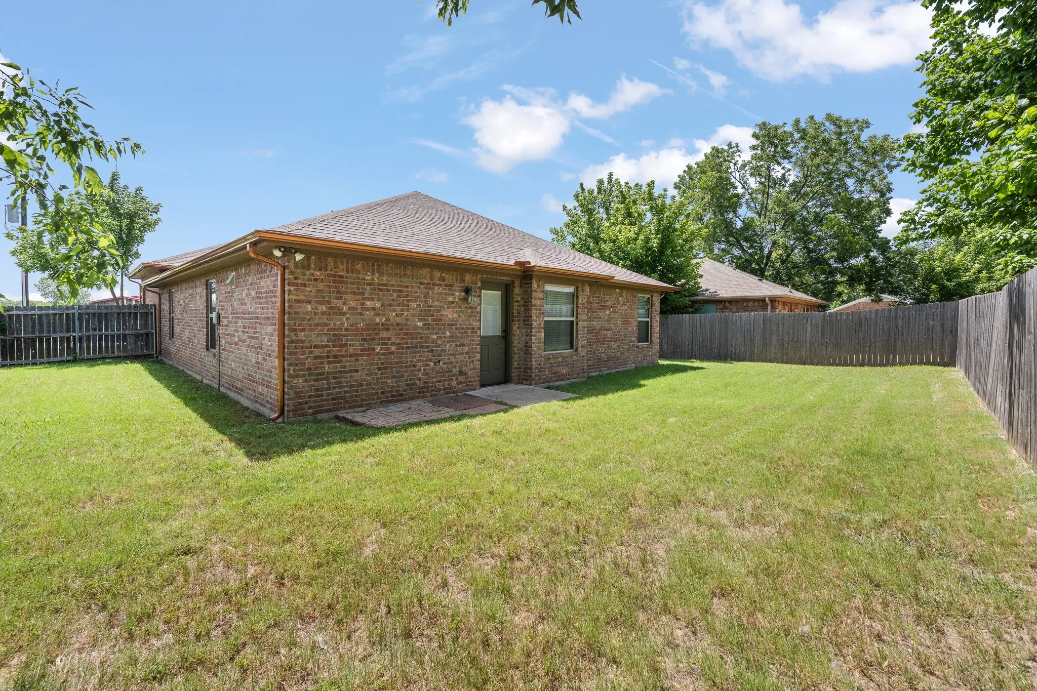 Single Family Residence For Sale in Johnson County , 417 Nelson Street, Godley, Texas 76044, 4 Bedroom, 2 Bathroom, 2 Garage spaces, 1,699 Sqft, built in 2016, mls#21321101, Real Estate Agent in Godley, Homes For Sale in Johnson county, Homes For Sale in Godley, Realtor in Godley Texas, Real Estate Brokerage Independent Realty Texas, Luminita Cordes Realtor