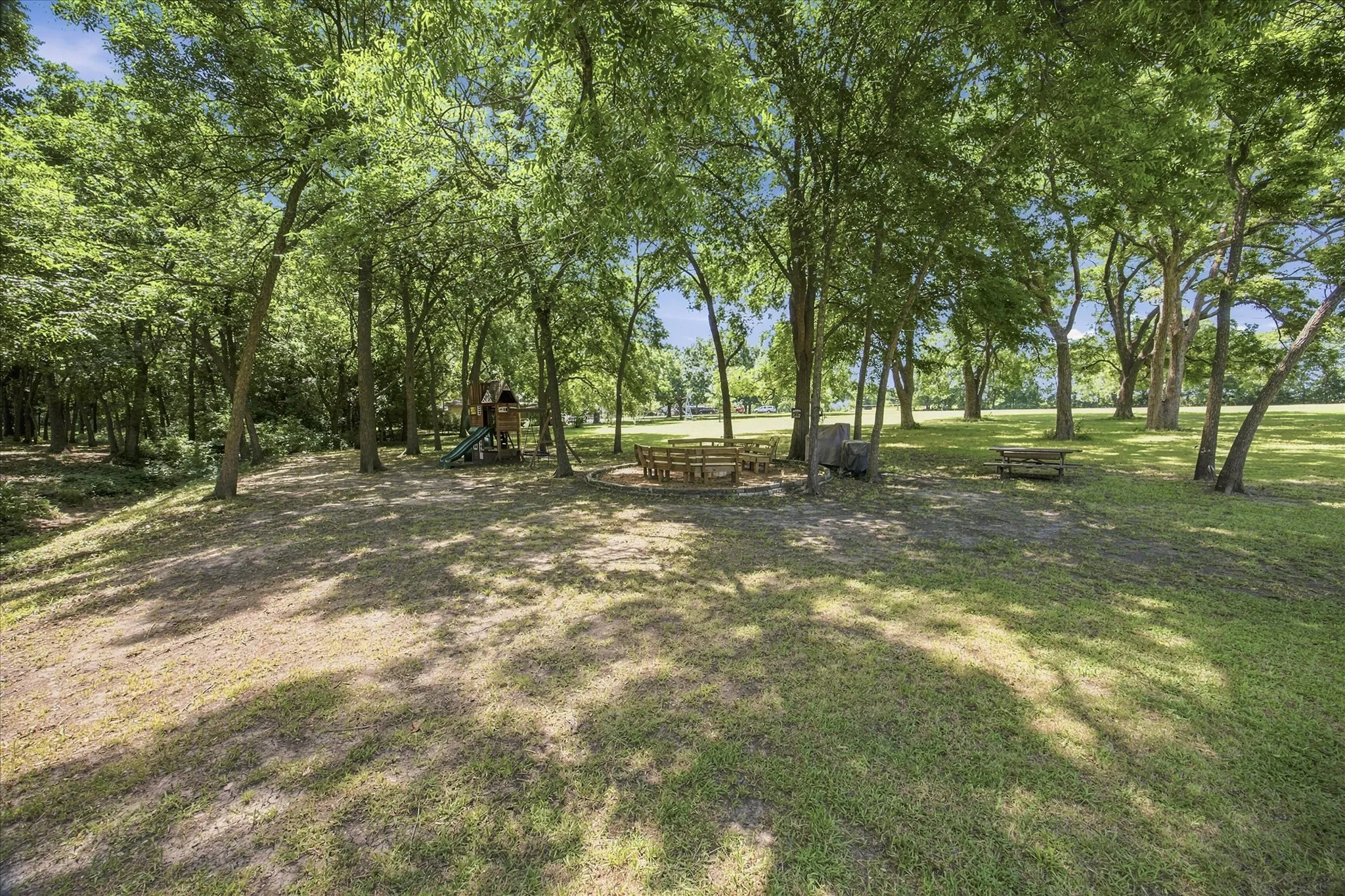 Single Family Residence For Sale in Hunt County , 2301 county road 1112, Farmersville, Texas 75442, 3 Bedroom, 2 Bathroom, Garage spaces, 1,908 Sqft, built in 2018, mls#21321495, Real Estate Agent in Farmersville, Homes For Sale in Hunt county, Homes For Sale in Farmersville, Realtor in Farmersville Texas, Real Estate Brokerage Independent Realty Texas, Luminita Cordes Realtor