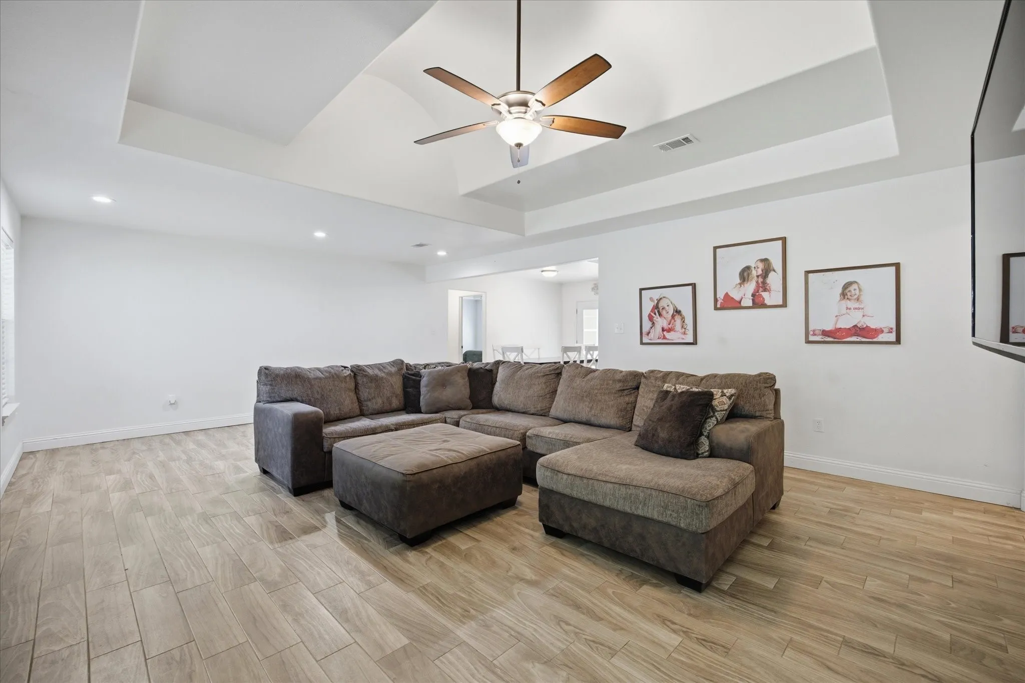 Single Family Residence For Sale in Hunt County , 2301 county road 1112, Farmersville, Texas 75442, 3 Bedroom, 2 Bathroom, Garage spaces, 1,908 Sqft, built in 2018, mls#21321495, Real Estate Agent in Farmersville, Homes For Sale in Hunt county, Homes For Sale in Farmersville, Realtor in Farmersville Texas, Real Estate Brokerage Independent Realty Texas, Luminita Cordes Realtor