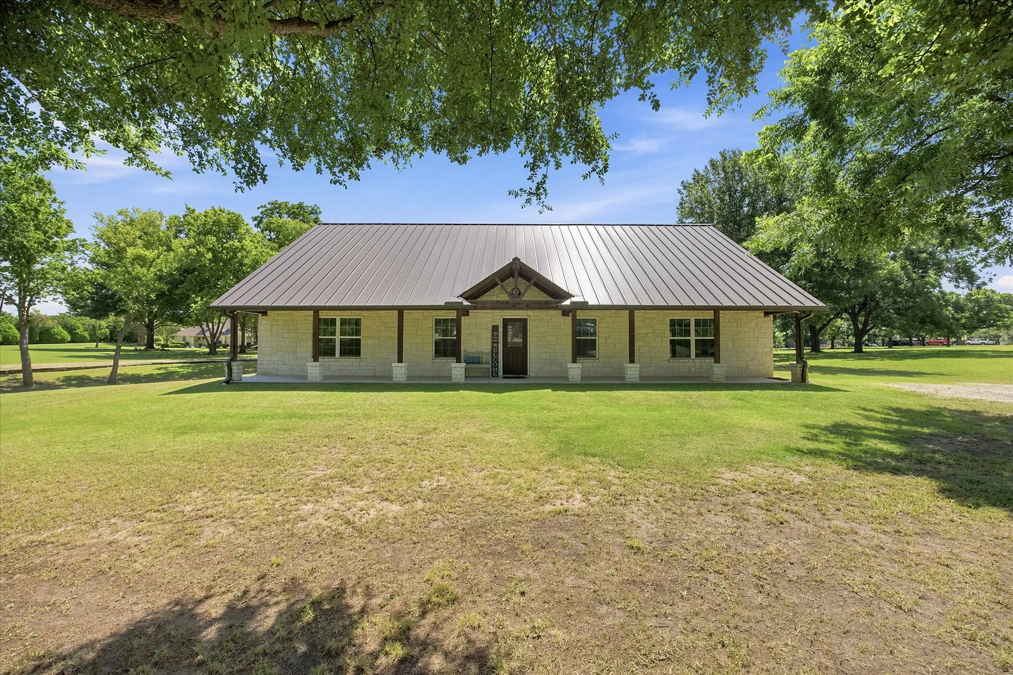 Single Family Residence For Sale in Hunt County , 2301 county road 1112, Farmersville, Texas 75442, 3 Bedroom, 2 Bathroom, Garage spaces, 1,908 Sqft, built in 2018, mls#21321495, Real Estate Agent in Farmersville, Homes For Sale in Hunt county, Homes For Sale in Farmersville, Realtor in Farmersville Texas, Real Estate Brokerage Independent Realty Texas, Luminita Cordes Realtor