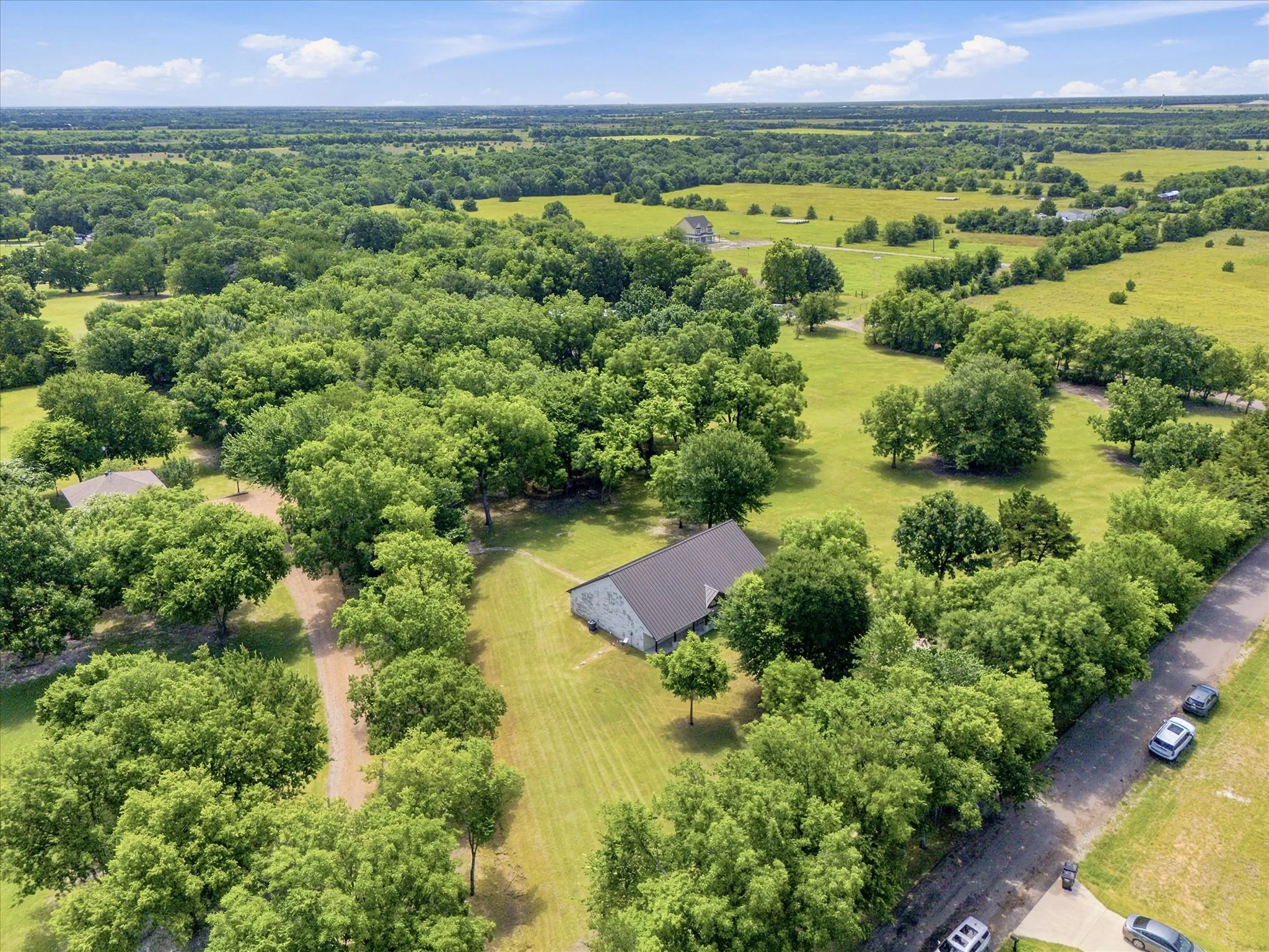 Single Family Residence For Sale in Hunt County , 2301 county road 1112, Farmersville, Texas 75442, 3 Bedroom, 2 Bathroom, Garage spaces, 1,908 Sqft, built in 2018, mls#21321495, Real Estate Agent in Farmersville, Homes For Sale in Hunt county, Homes For Sale in Farmersville, Realtor in Farmersville Texas, Real Estate Brokerage Independent Realty Texas, Luminita Cordes Realtor