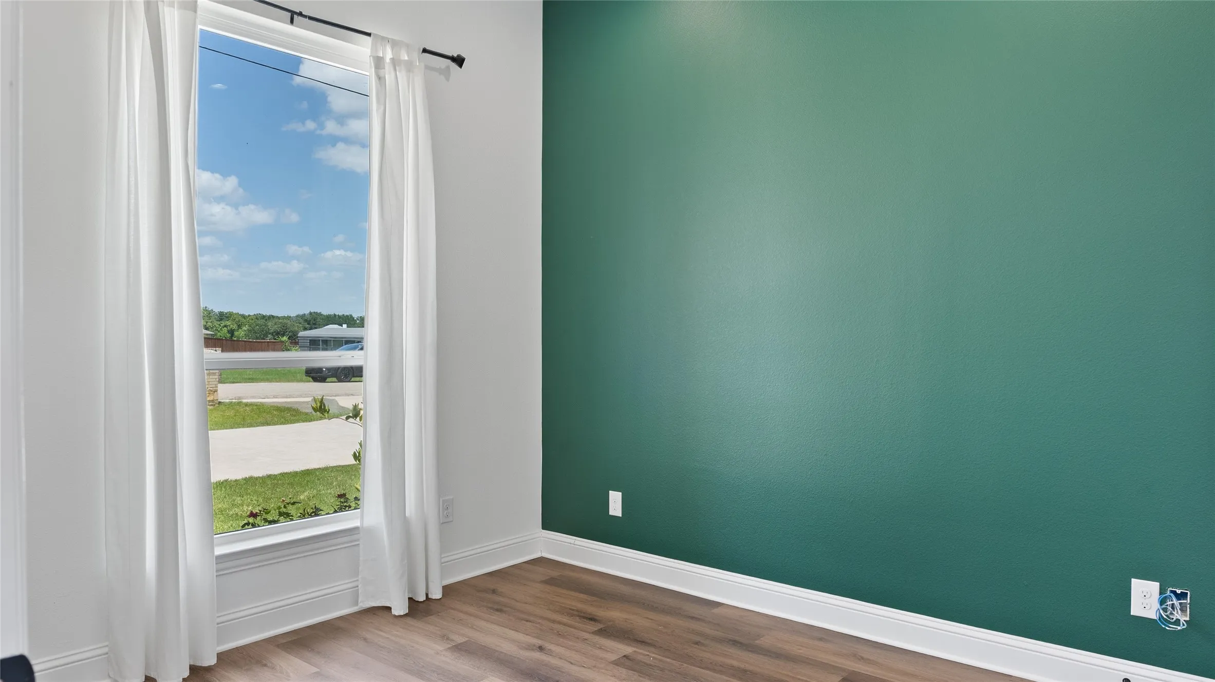 Single Family Residence For Sale in Johnson County , 8224 Harvest Drive, Grandview, Texas 76050, 6 Bedroom, 4 Bathroom, 2 Garage spaces, 3,184 Sqft, built in 2022, mls#21319145, Real Estate Agent in Grandview, Homes For Sale in Johnson county, Homes For Sale in Grandview, Realtor in Grandview Texas, Real Estate Brokerage Independent Realty Texas, Luminita Cordes Realtor